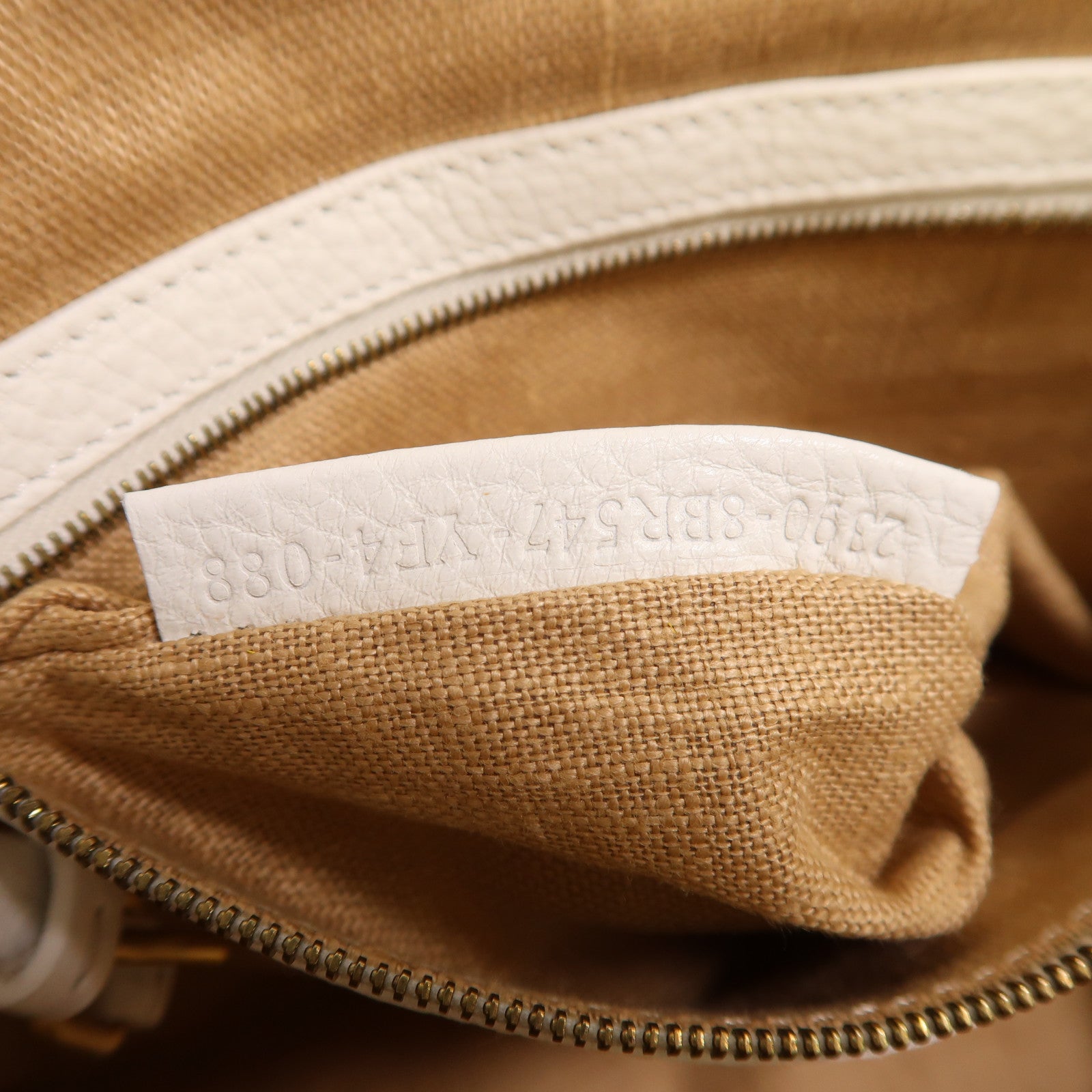 FENDI 牛皮皮革Selleria Linda Bag金扣手挽袋