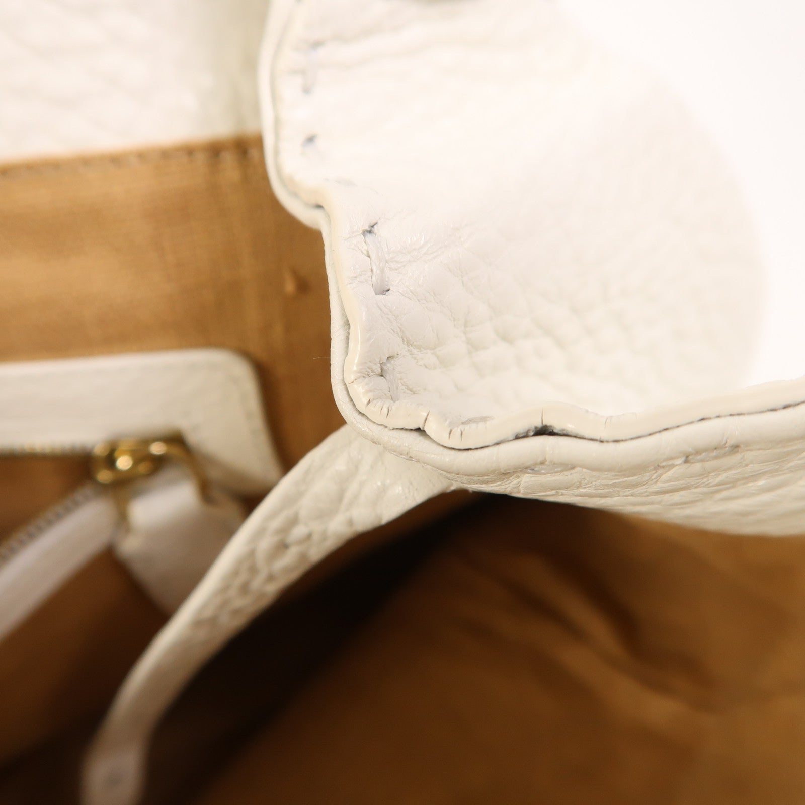 FENDI 牛皮皮革Selleria Linda Bag金扣手挽袋