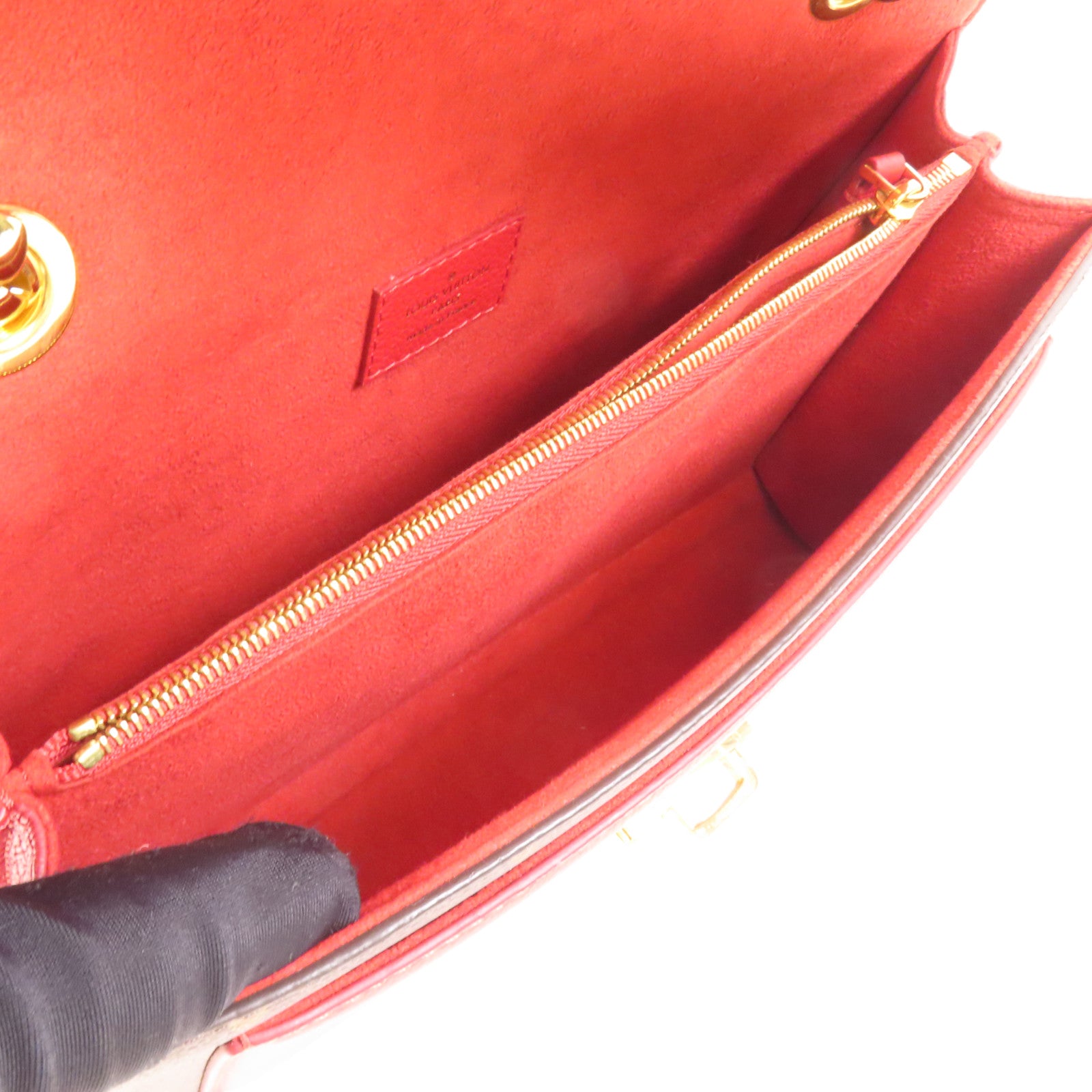 LOUIS VUITTON Monogram Victoire金扣鏈帶肩背袋