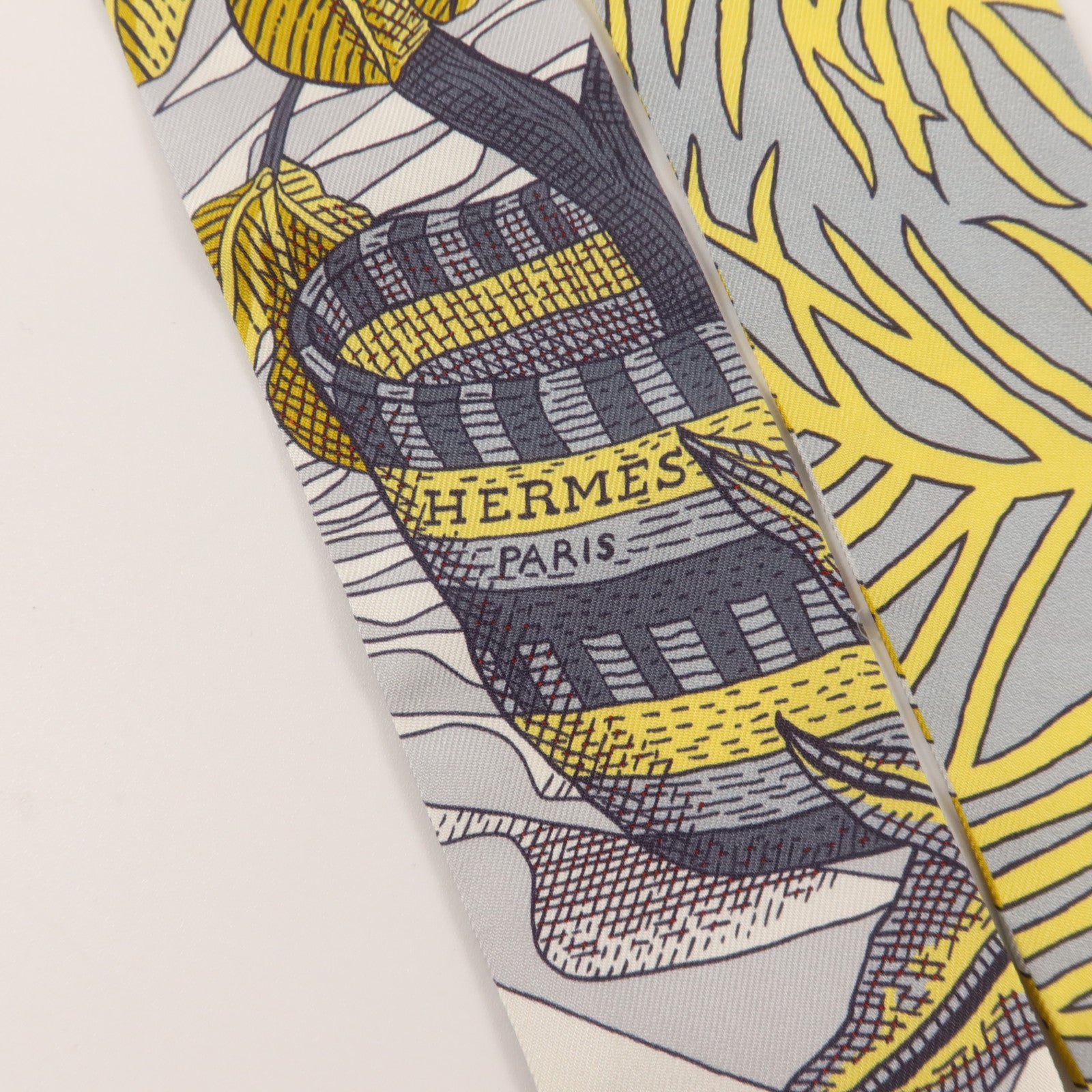 HERMES 絲質Twilly絲巾