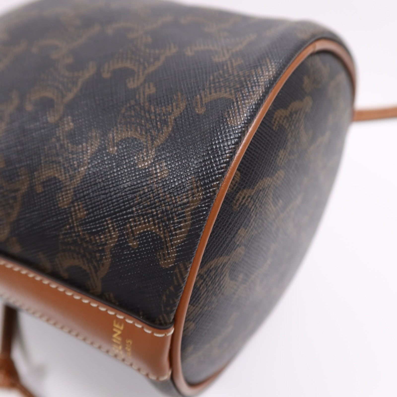 CELINE 塗層帆布Tromphe Drawsting Small Bucket金扣肩背袋