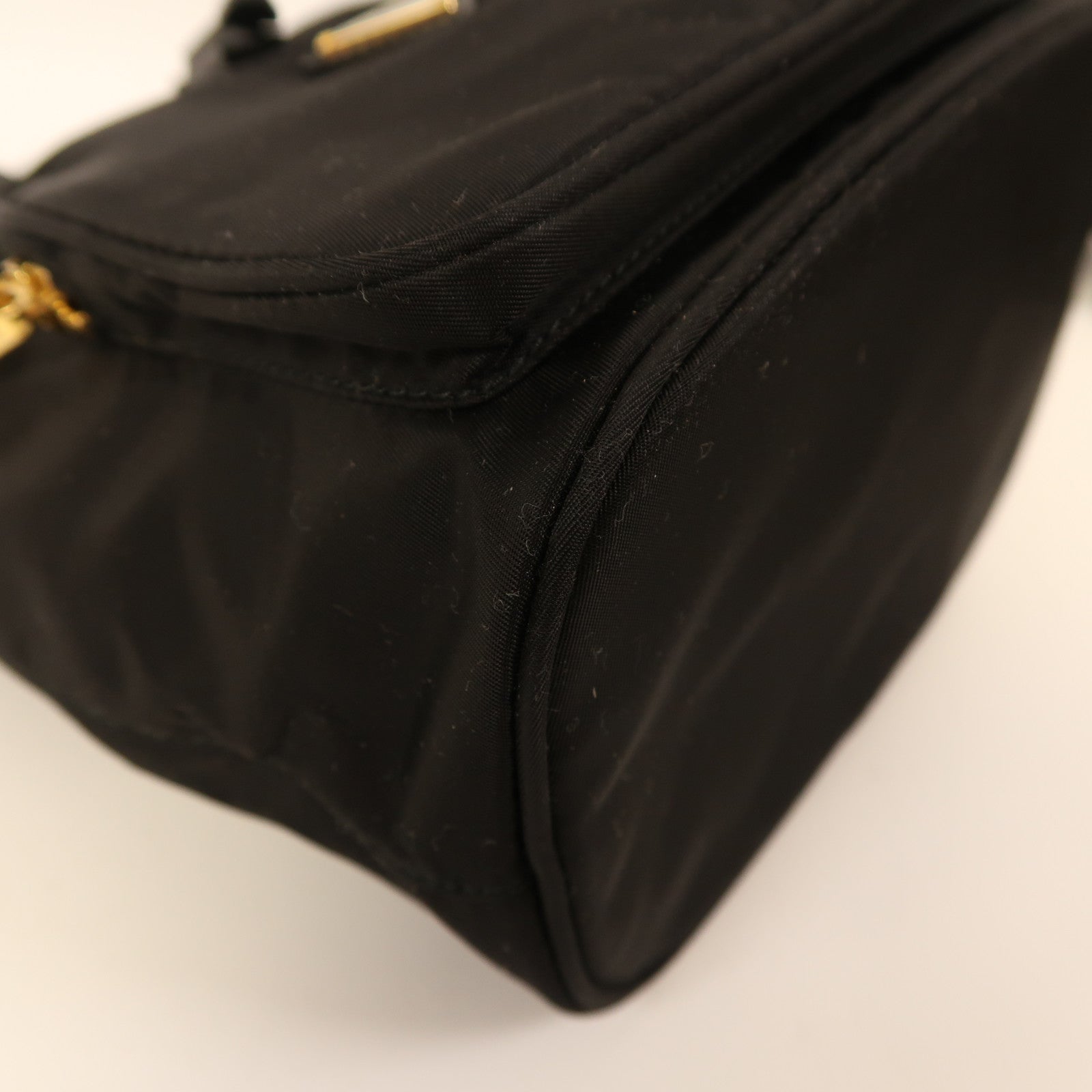 PRADA 尼龍Shoulder Bag金扣手挽肩背兩用袋黑色