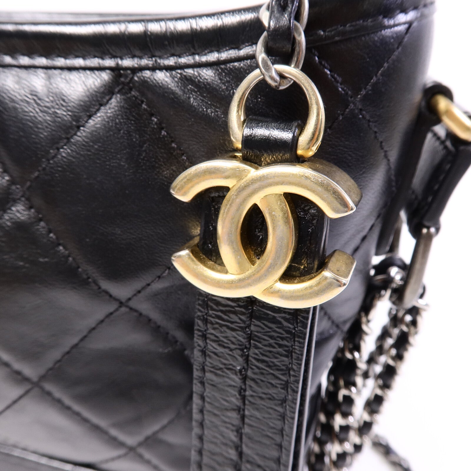 CHANEL 牛皮皮革Gabrielle Medium鏈帶肩背袋