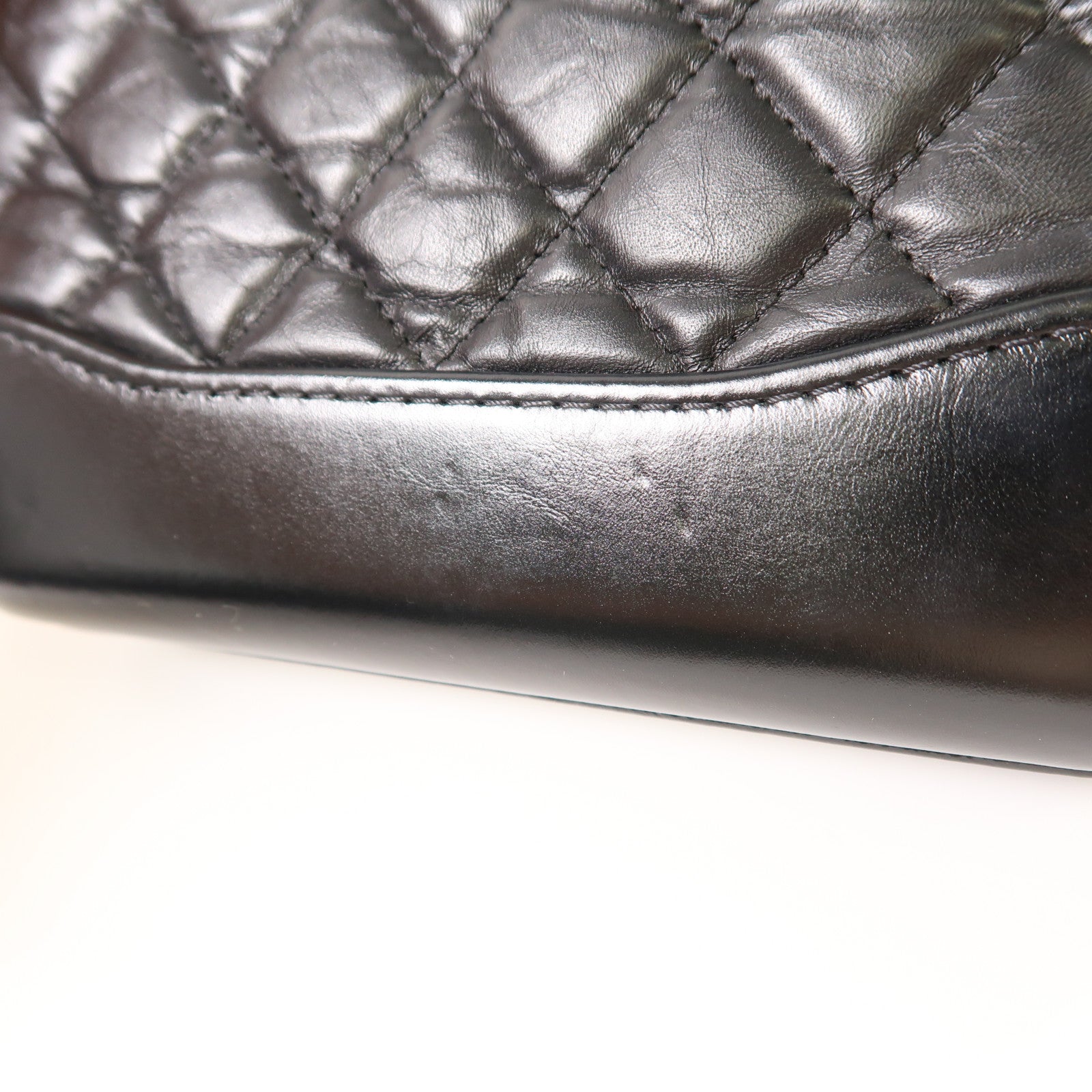 CHANEL 牛皮皮革Gabrielle WOC Wallet On Chain Shoulder Bag金扣鏈帶肩背袋