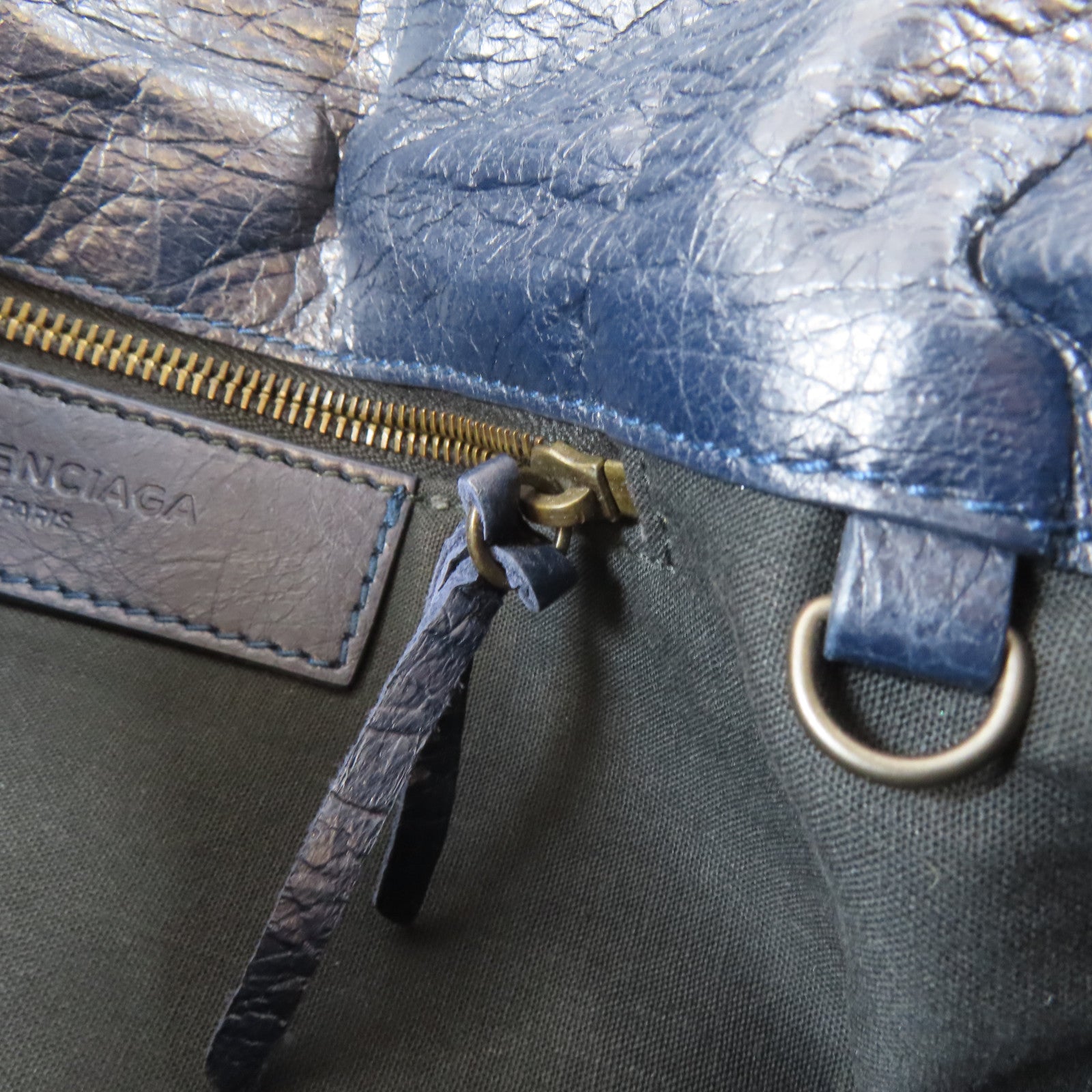 BALENCIAGA 牛皮皮革Clutch Bag黑扣手拿包深藍色