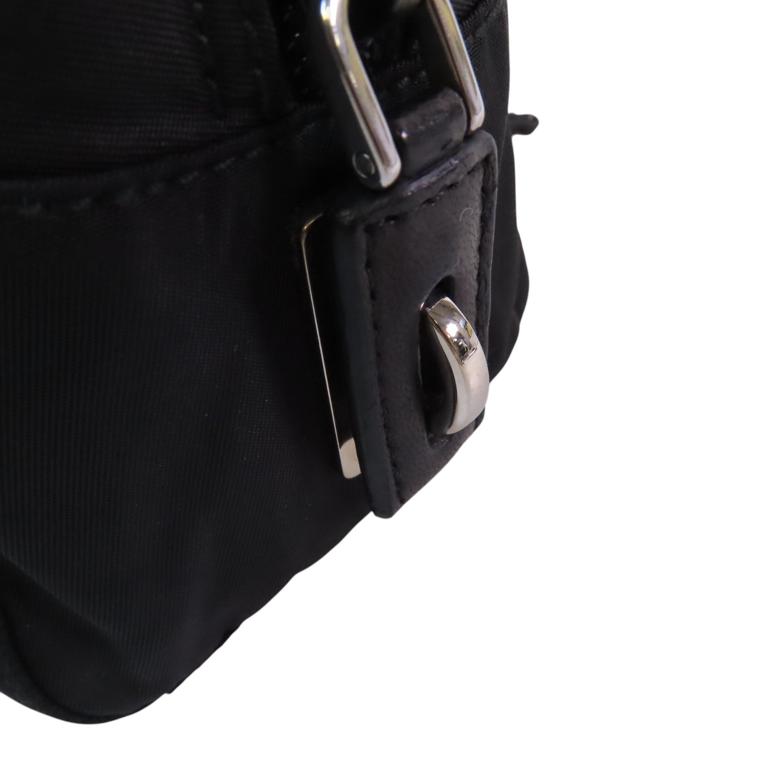 PRADA 尼龍Hand Bag銀扣手挽袋