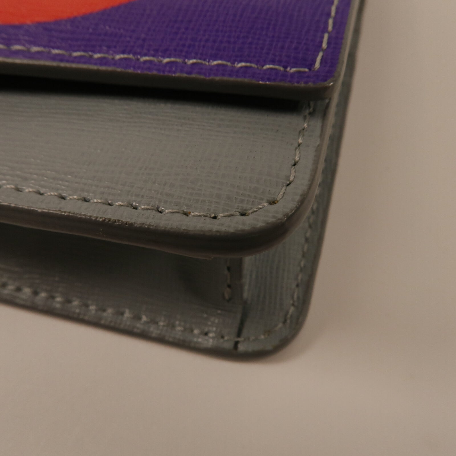 FENDI 牛皮皮革Monster Wallet On Chan鏈帶肩背袋