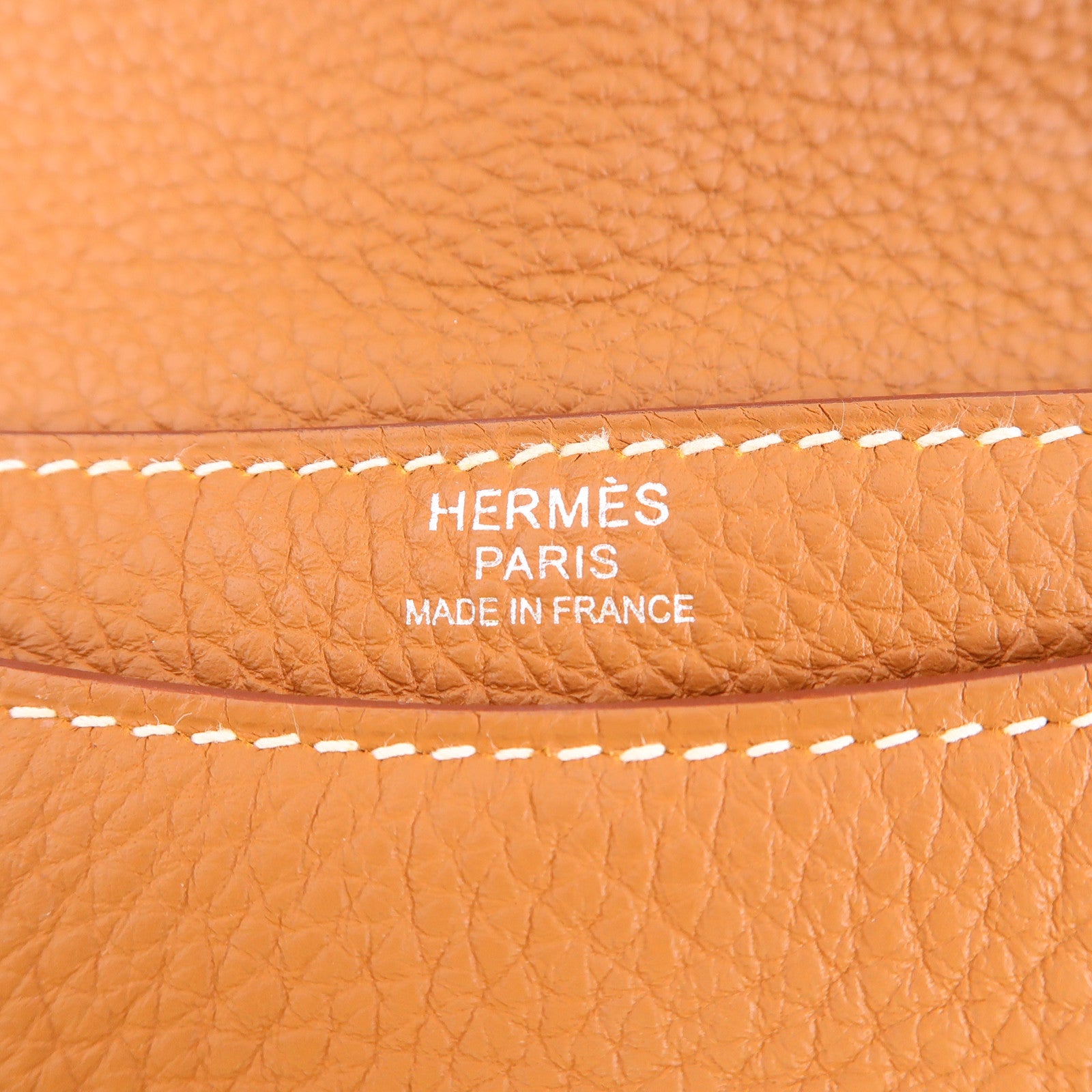 HERMES Togo皮革Steve Light Junior肩背袋37 Gold