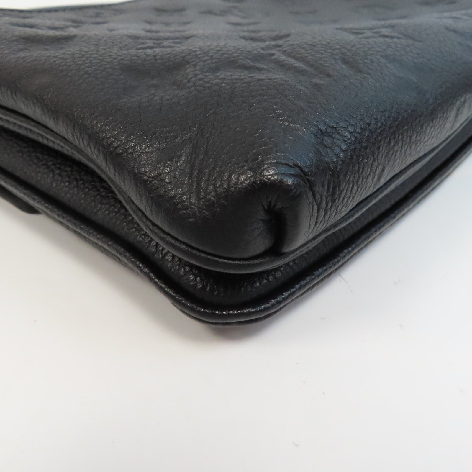 LOUIS VUITTON Monogram Empreinte Twice金扣肩背袋黑色