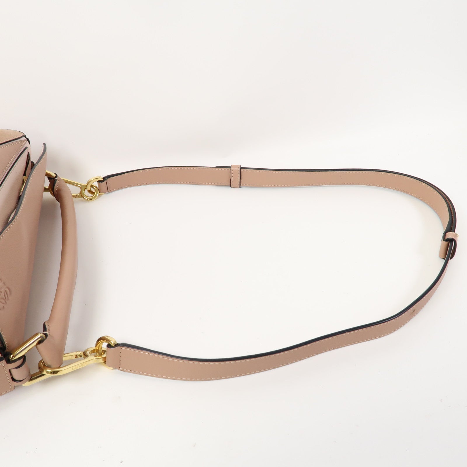 LOEWE 牛皮皮革Small Puzzle金扣手挽肩背兩用袋粉紅色