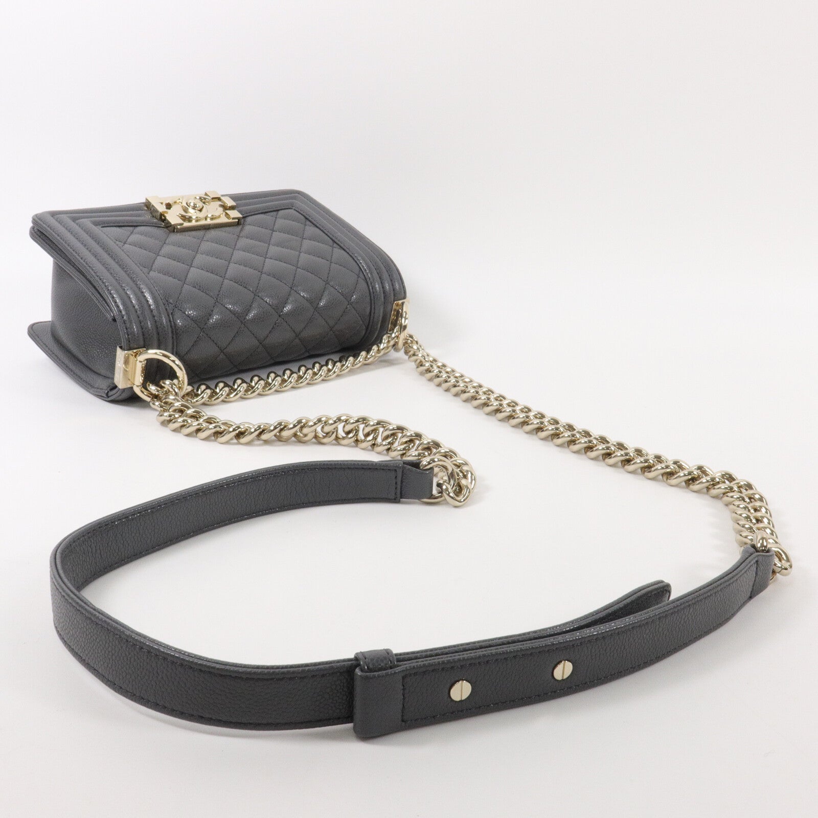 CHANEL 牛皮皮革Boy 20鏈帶肩背袋