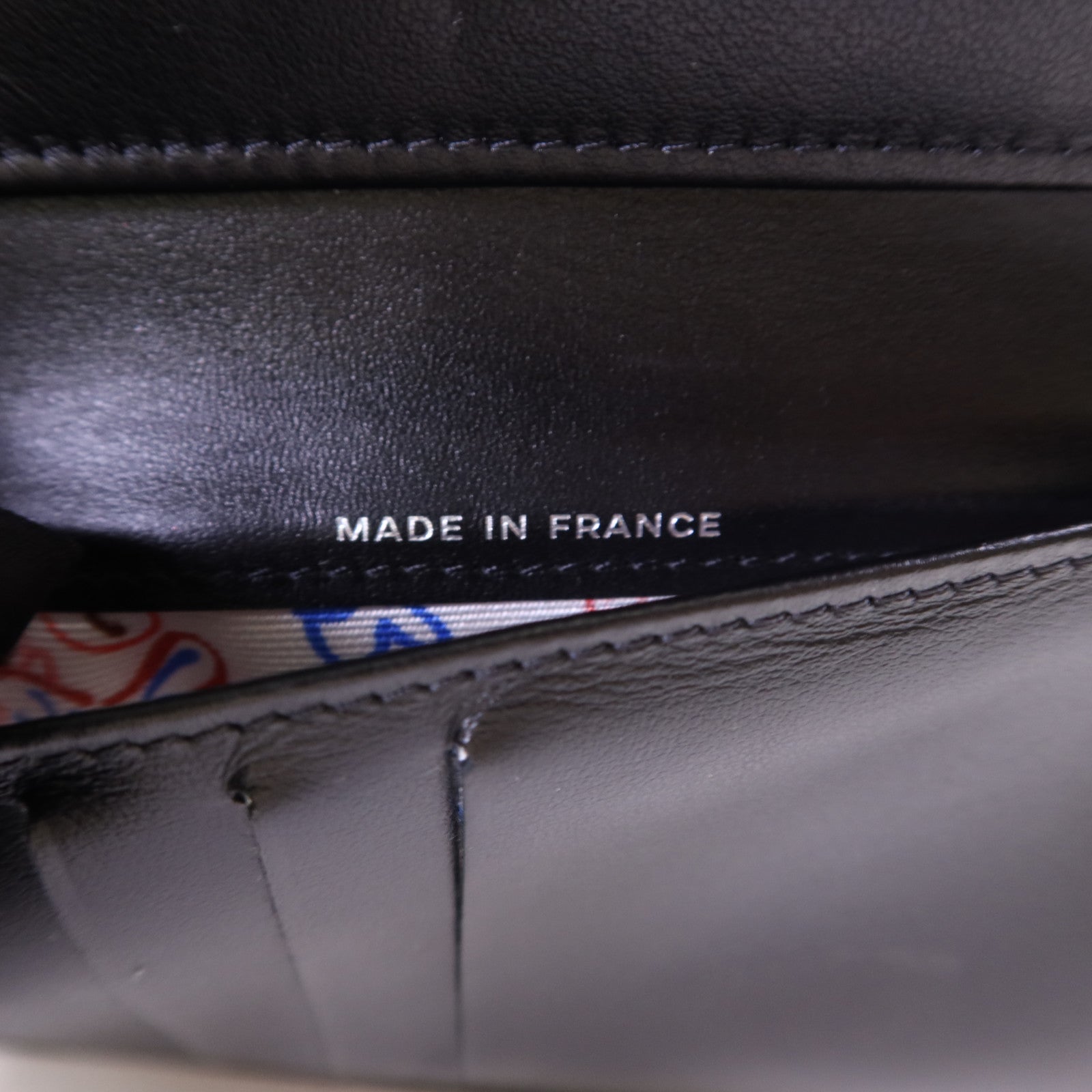 CHANEL 牛皮皮革Trifold Wallet銀扣錢包