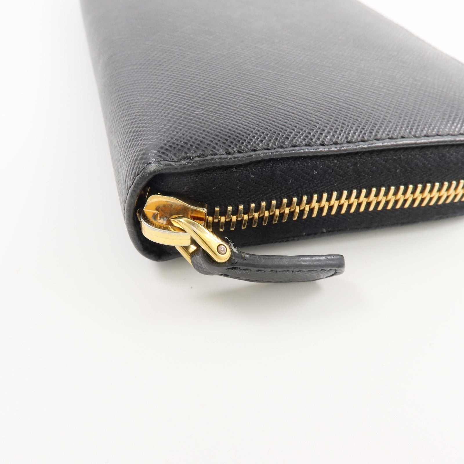 PRADA Saffiano皮革Long Wallet長錢包