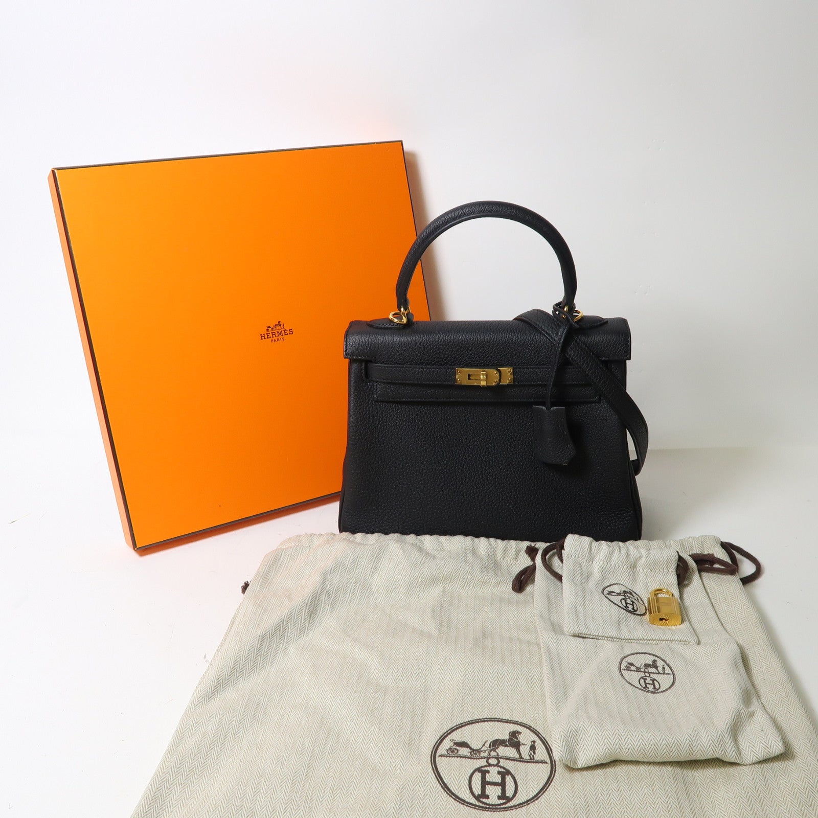 HERMES 【激減優惠】Togo皮革Kelly 25金釦手挽肩背兩用袋黑色