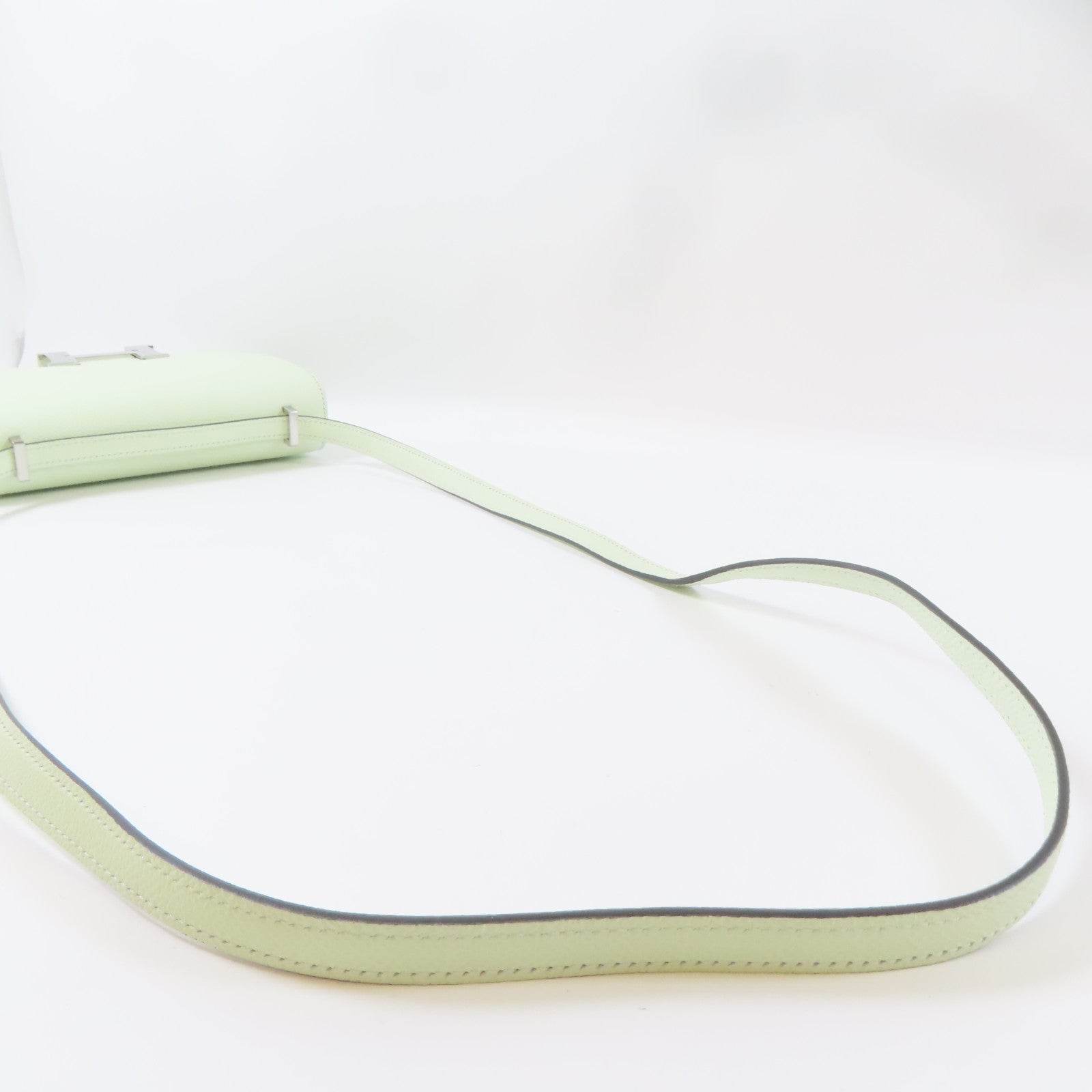 HERMES 【激減優惠】Epsom皮革Constance Mini銀扣肩背袋Vert Fizz/綠色