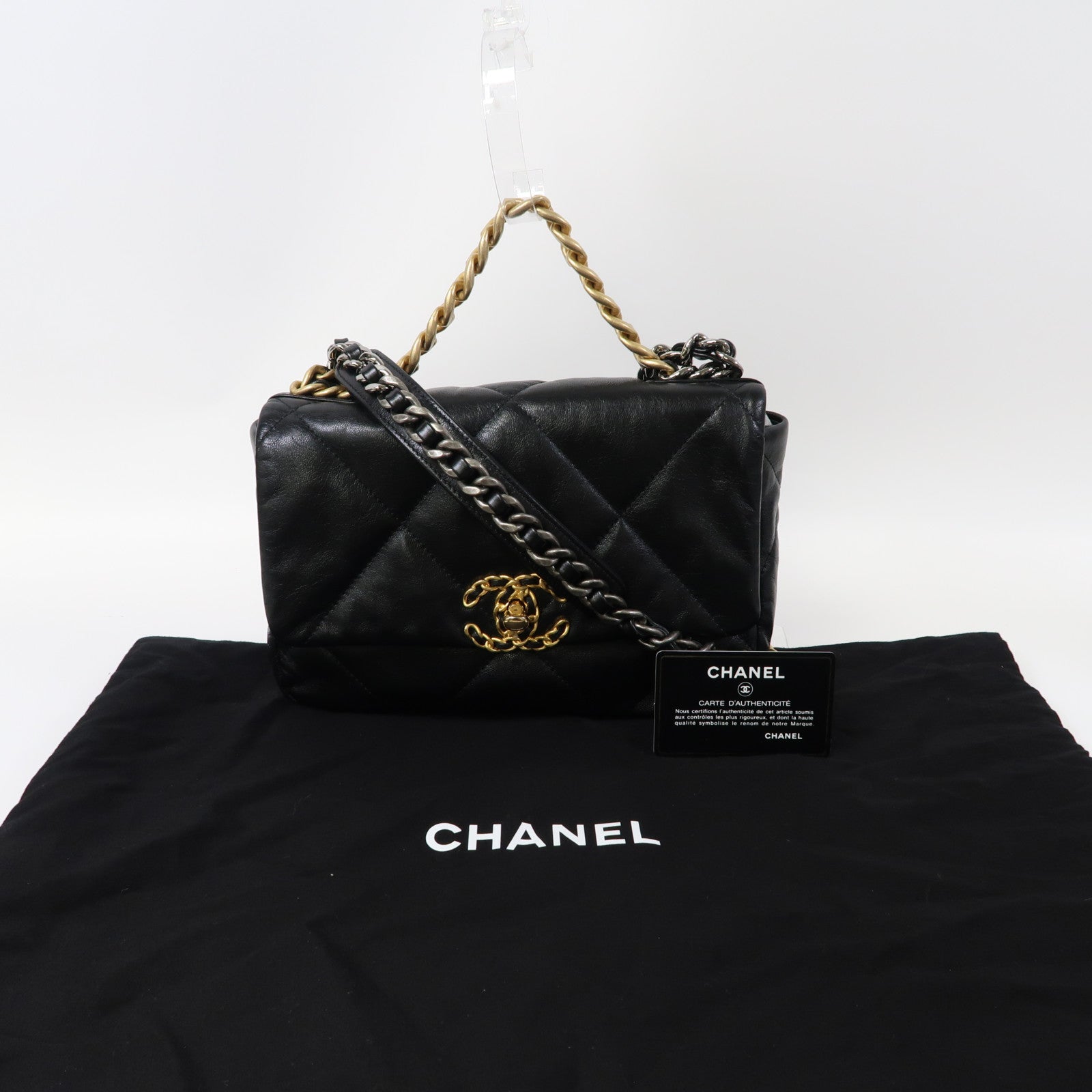CHANEL 菱格羊皮皮革Chanel 19鏈帶肩背袋黑色