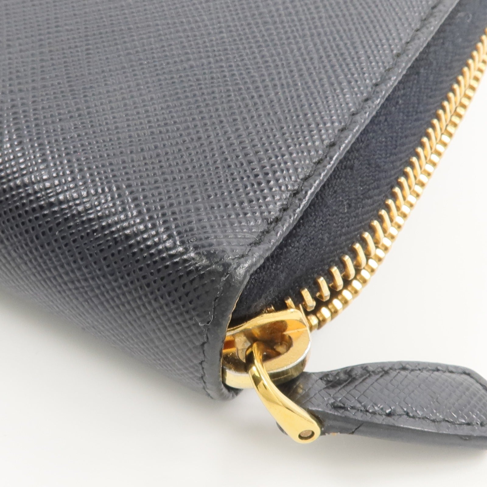 PRADA Saffiano皮革Long Wallet長錢包