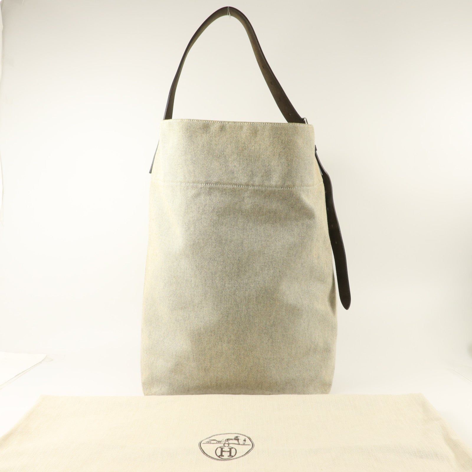 HERMES Toile H帆布/Vache Hunter皮革Etriviere Shoulder Bag MM肩背袋Ecru/Noir