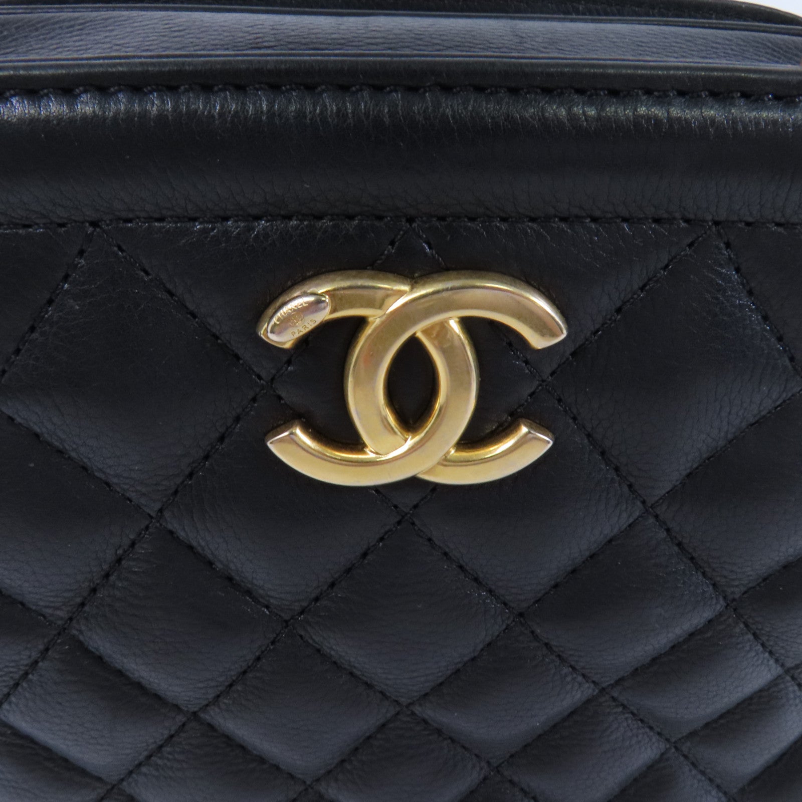 CHANEL 牛皮皮革Chain Shoulder金扣手挽肩背兩用袋