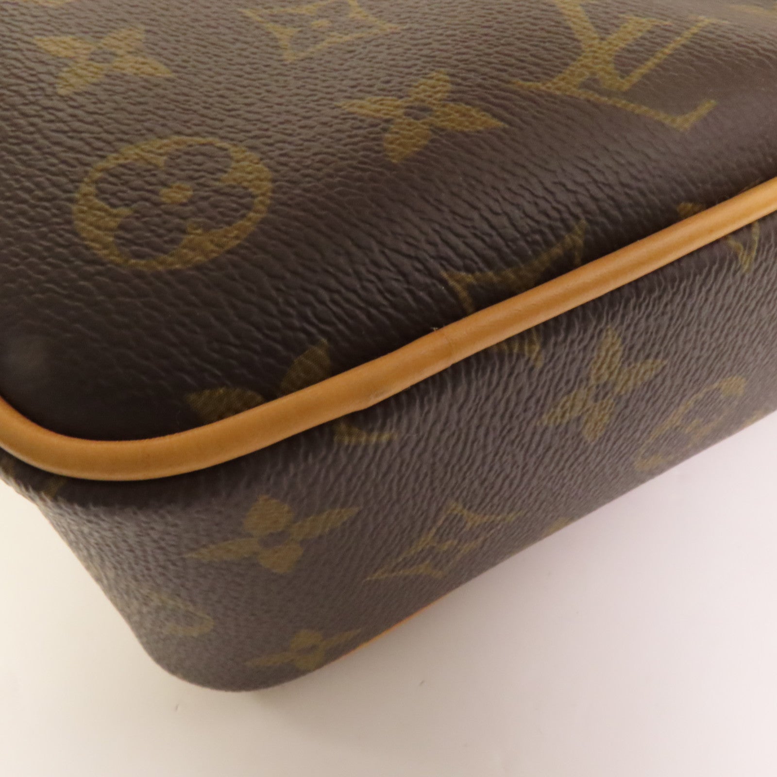 LOUIS VUITTON 【激減優惠】Monogram Game On Coeur金扣肩背袋棕色