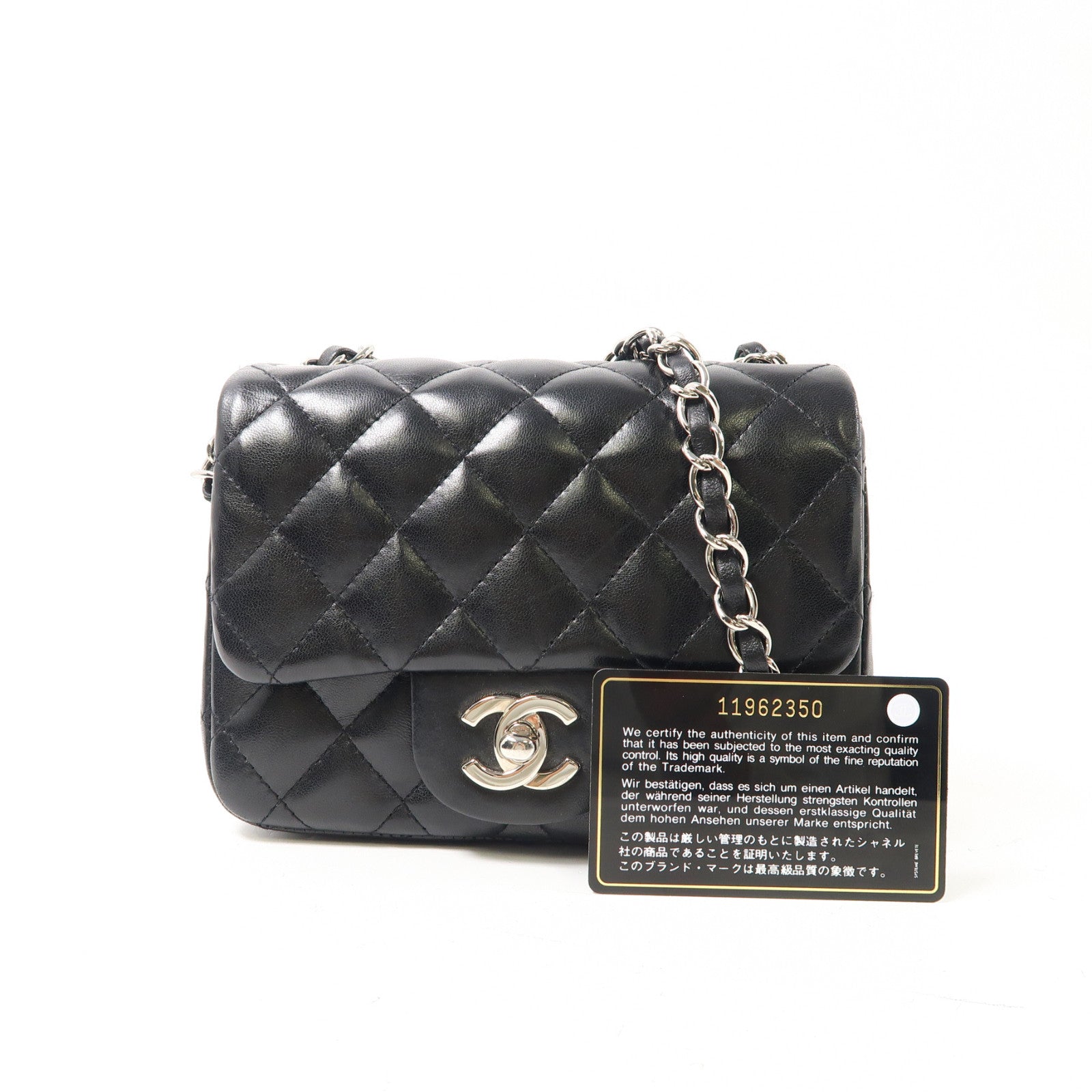 CHANEL 菱格羊皮皮革Mini Classic 17銀扣肩背袋黑色