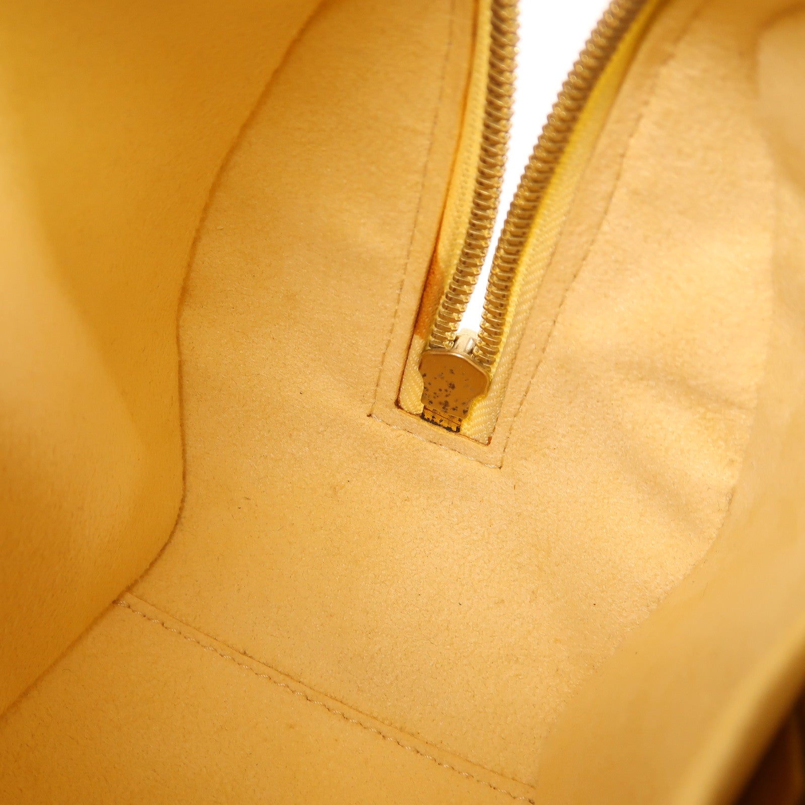 LOUIS VUITTON Epi Jasmine金扣手挽袋