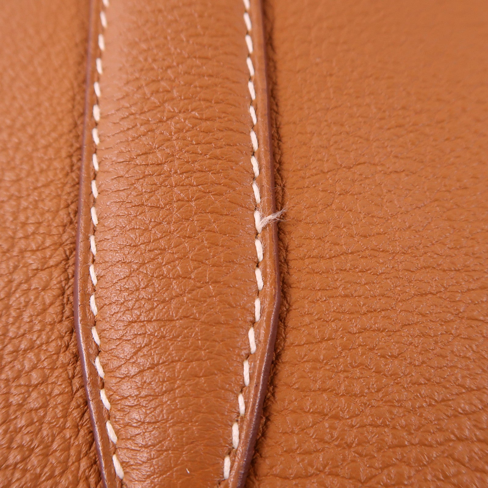 HERMES Togo皮革Steve Light Junior肩背袋37 Gold