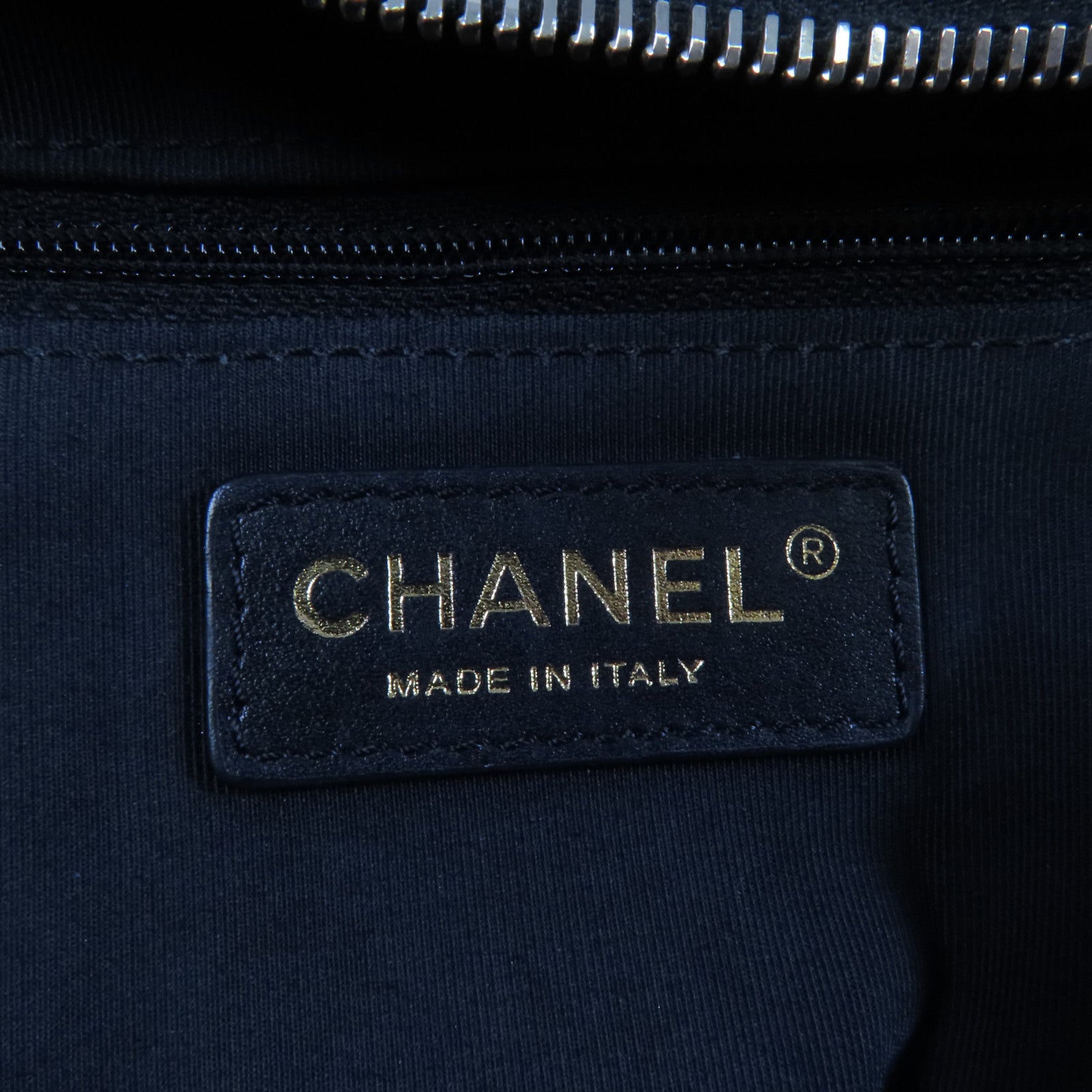 CHANEL 牛皮皮革Chain Shoulder金扣手挽肩背兩用袋