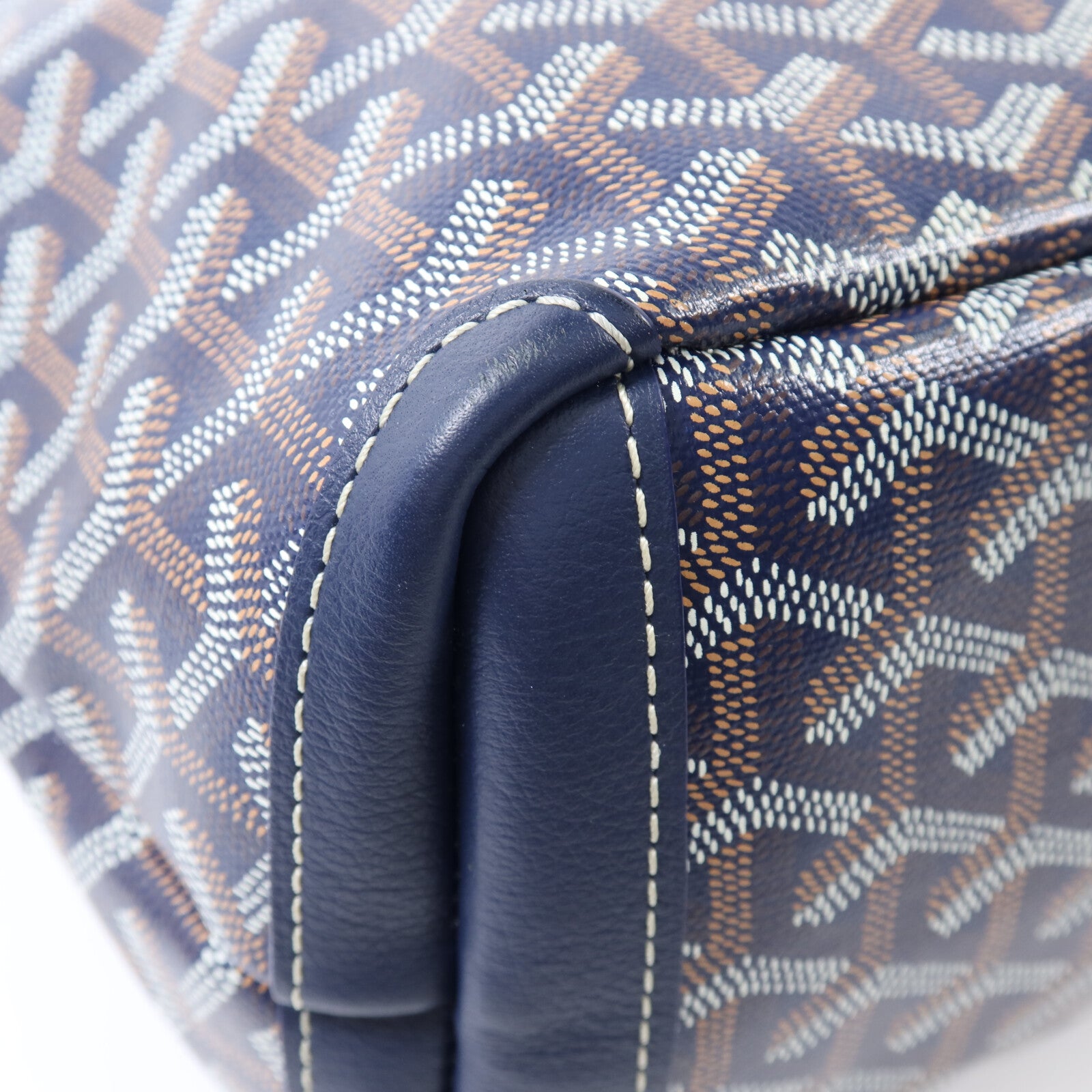 GOYARD 塗層帆布Artois PM銀扣手挽袋