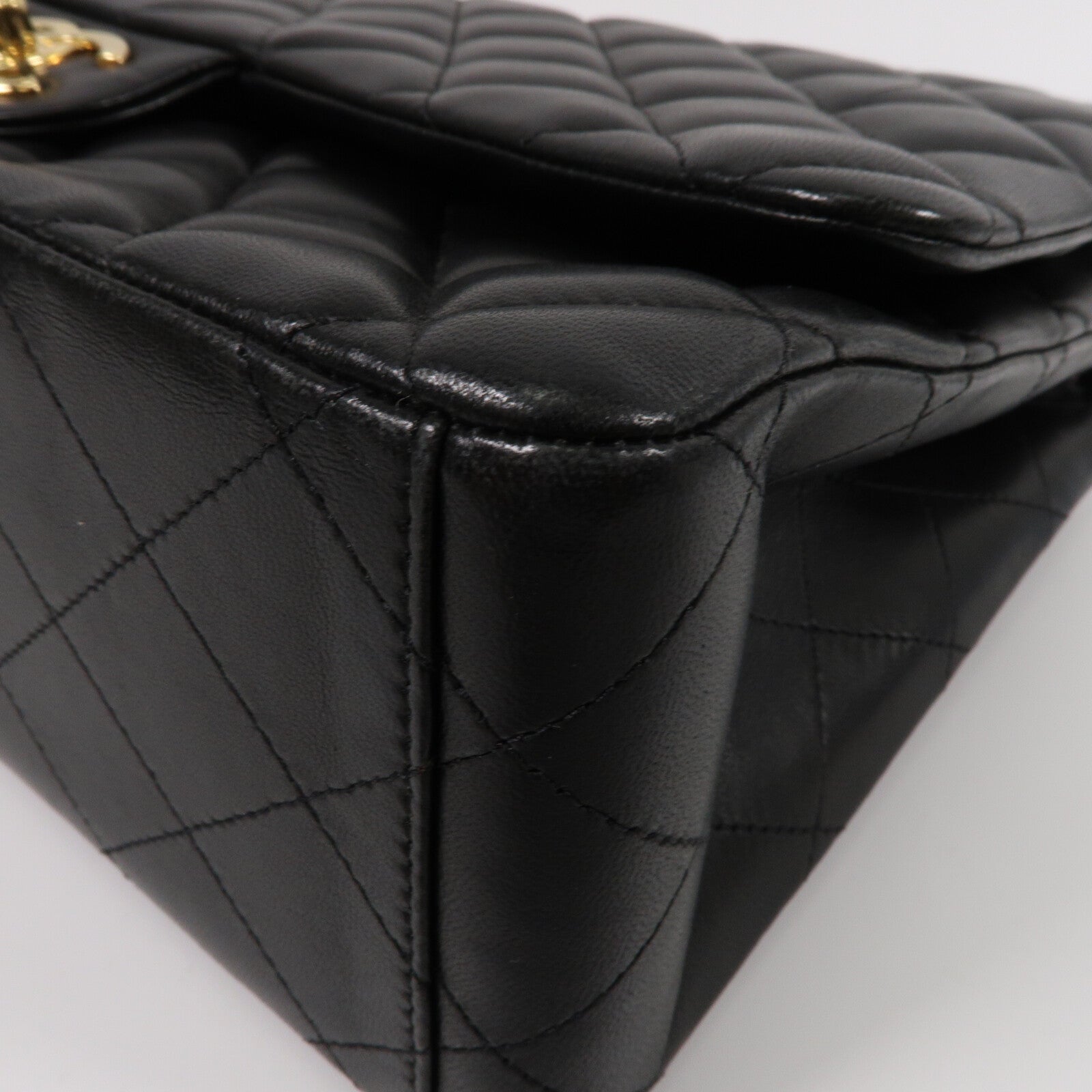 CHANEL 羊皮皮革Maxi Classic鏈帶肩背袋