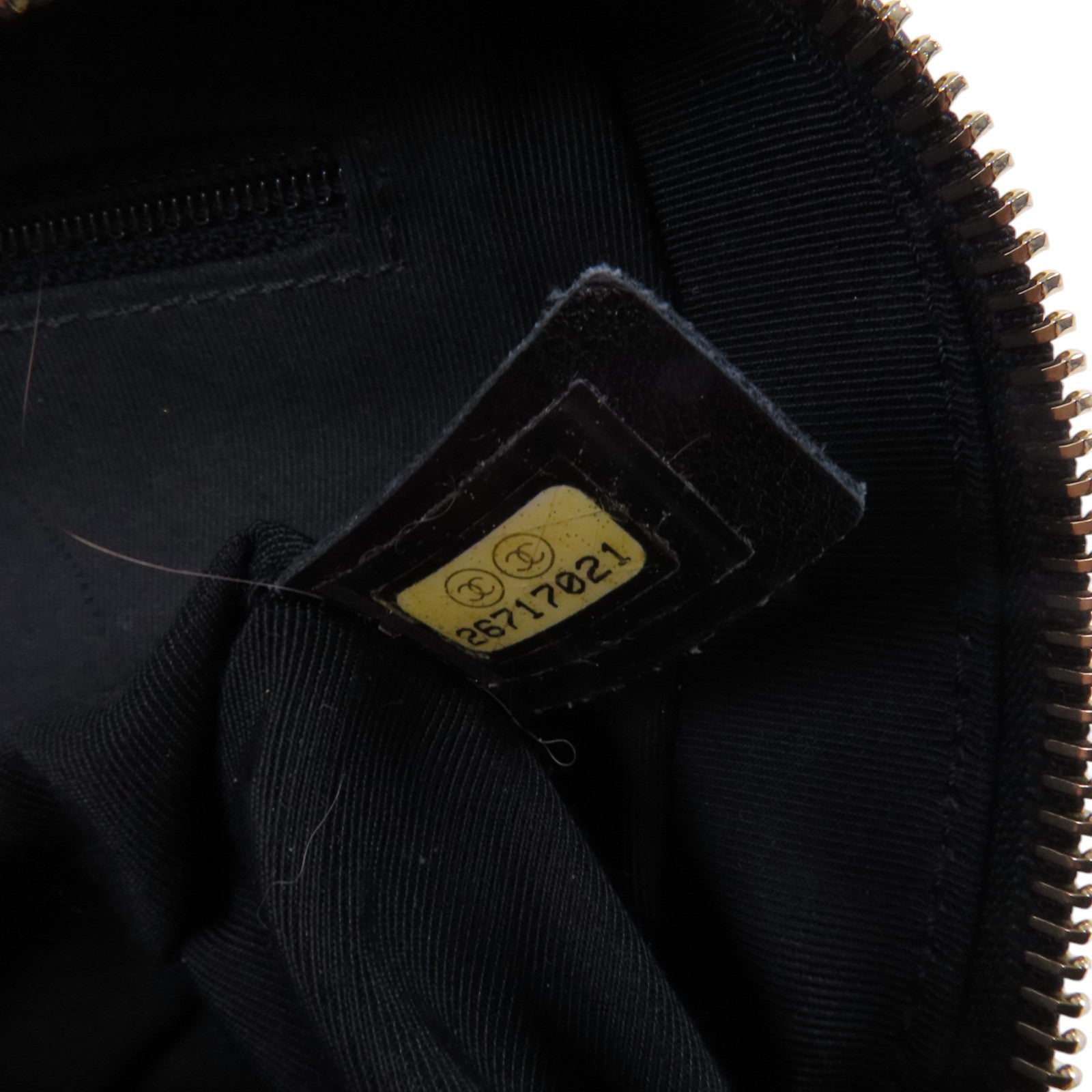 CHANEL 牛皮皮革Chain Shoulder金扣手挽肩背兩用袋