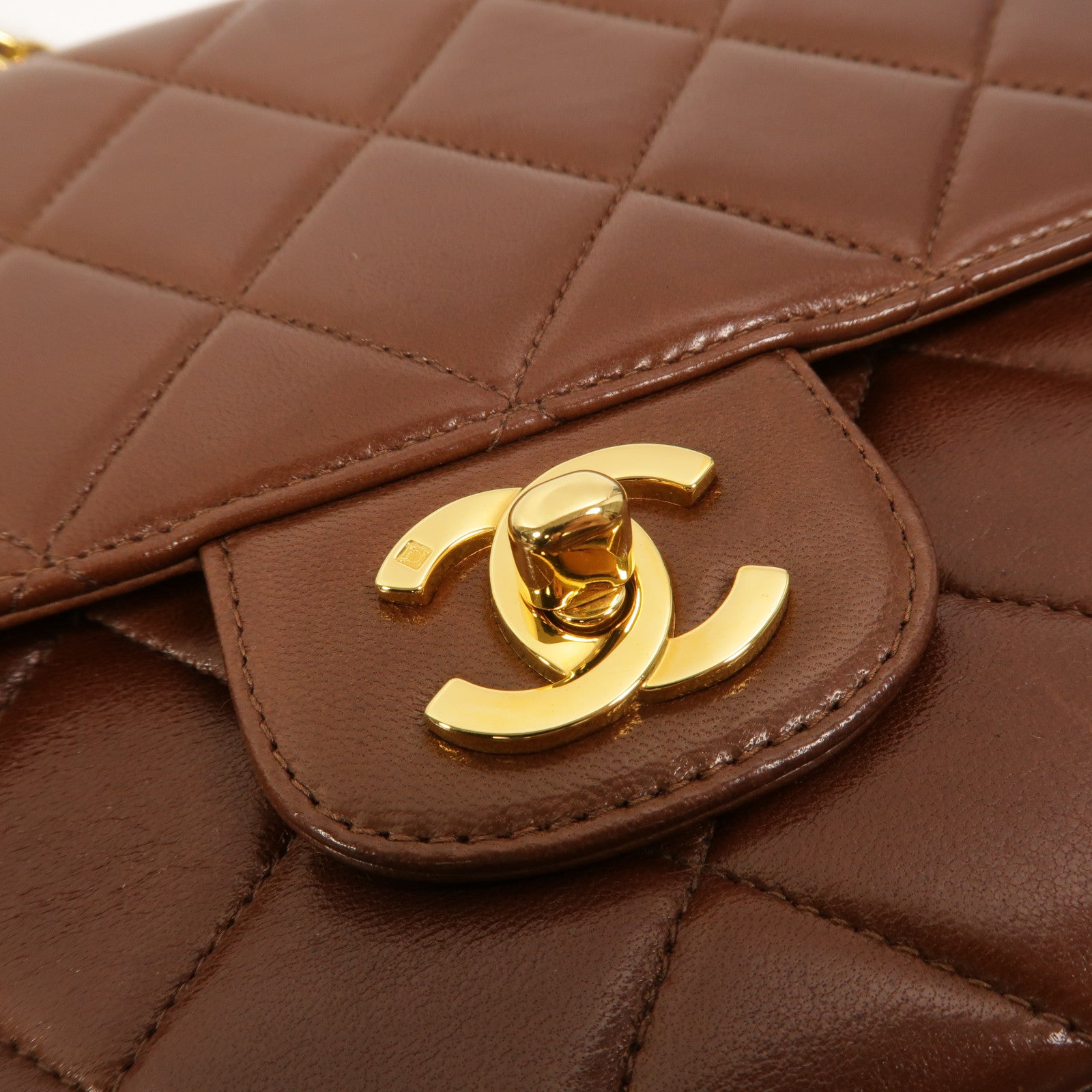 CHANEL 羊皮皮革Vintage Diana Medium鏈帶肩背袋