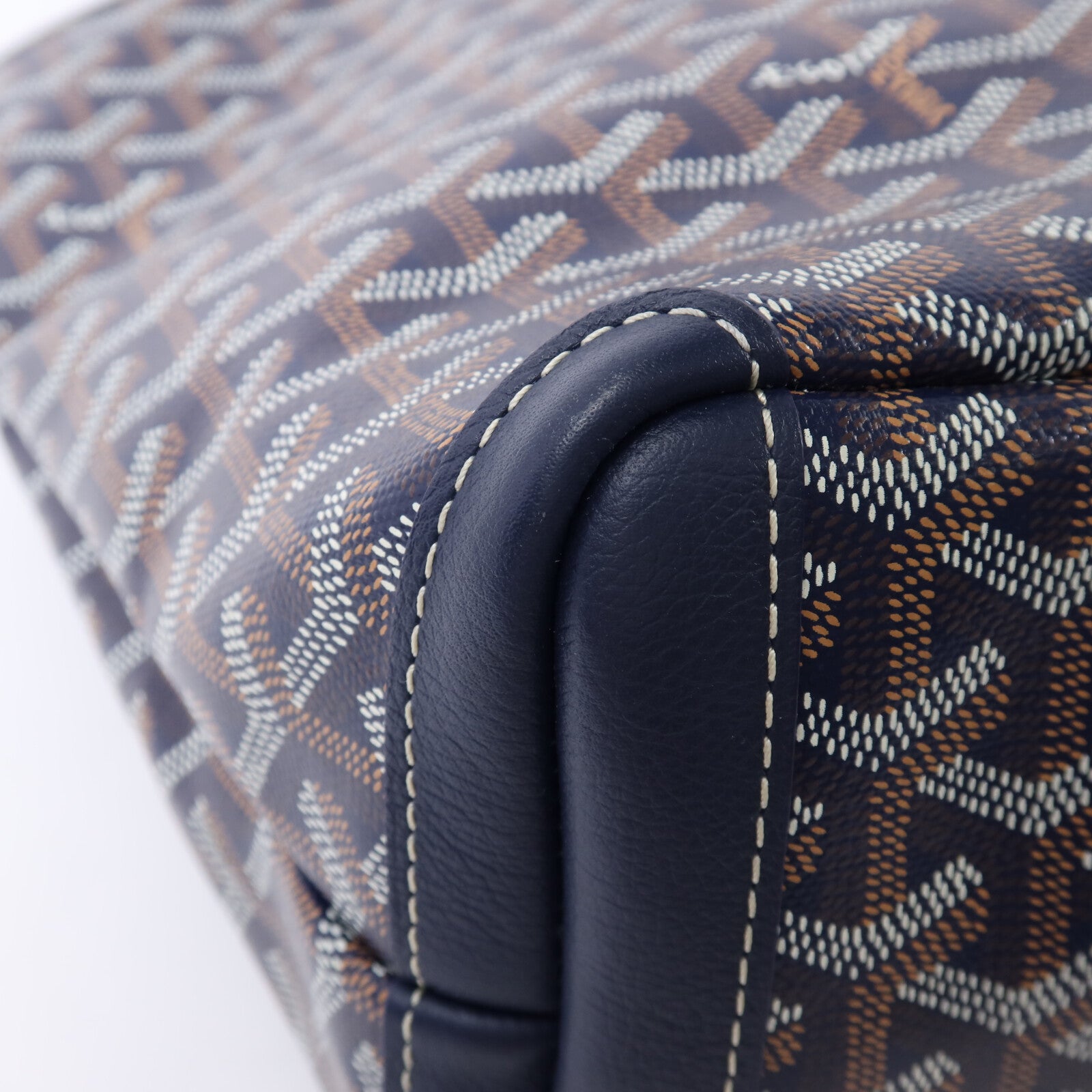 GOYARD 塗層帆布Artois PM銀扣手挽袋