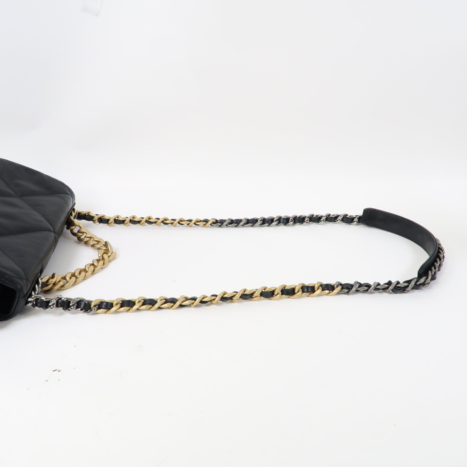 CHANEL 菱格羊皮皮革Chanel 19鏈帶肩背袋黑色