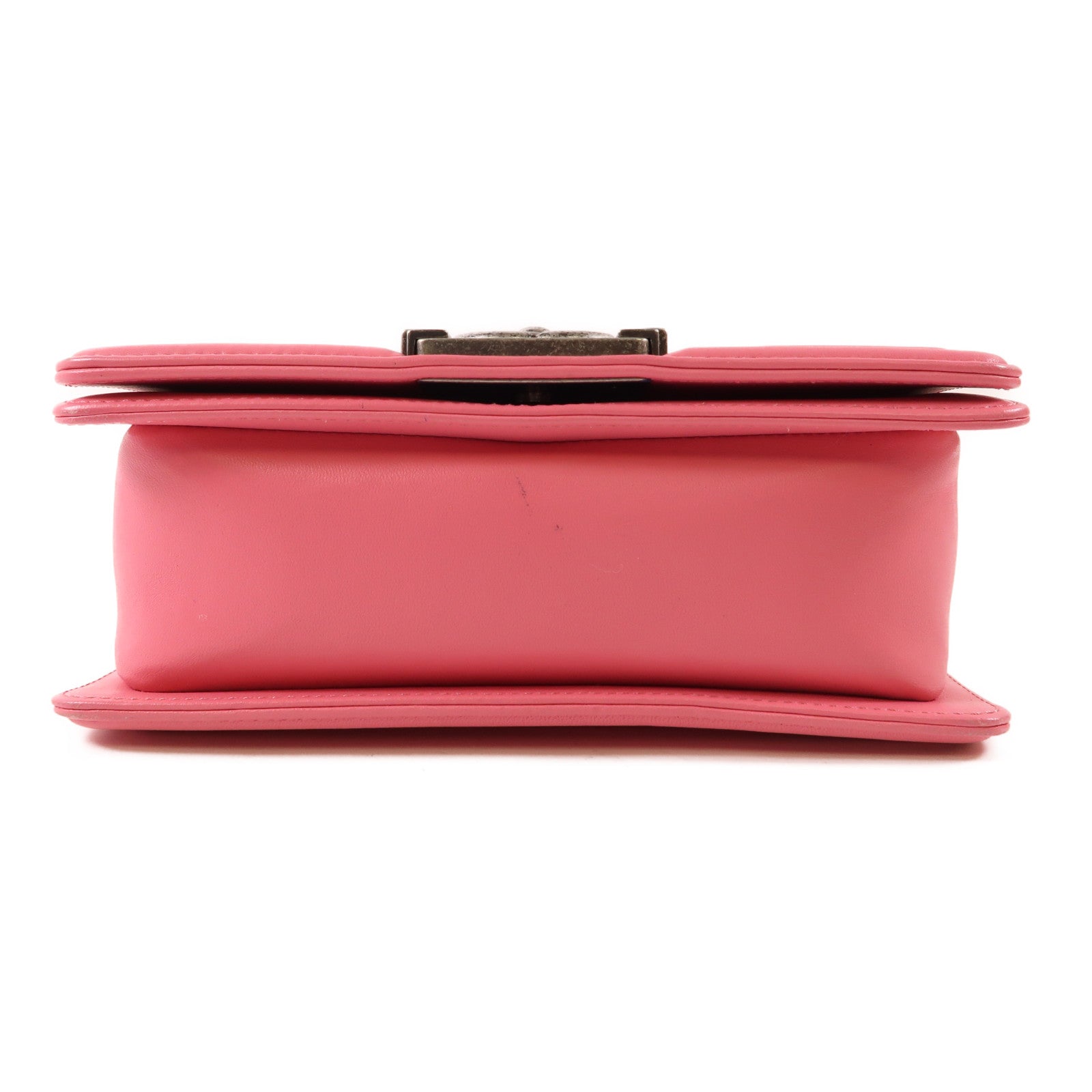 CHANEL 魔鬼魚皮革/牛皮皮革Boy 20鏈帶肩背袋