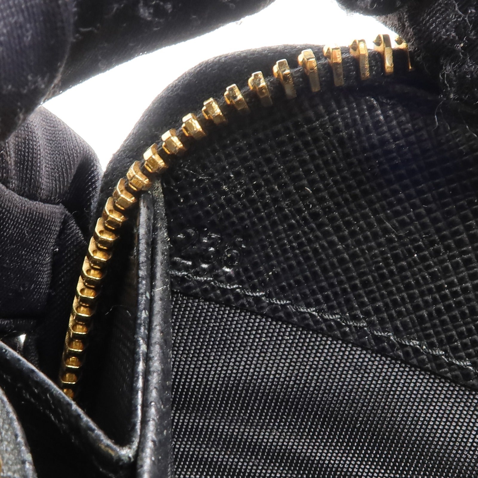 PRADA Saffiano皮革Long Wallet長錢包