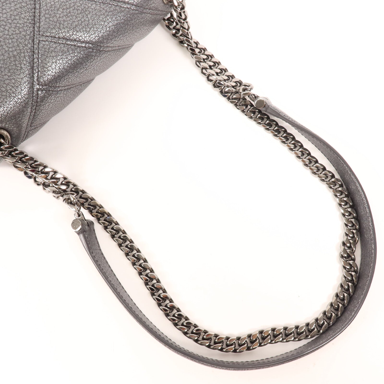 BVLGARI 牛皮皮革Flap Cover銀扣肩背袋