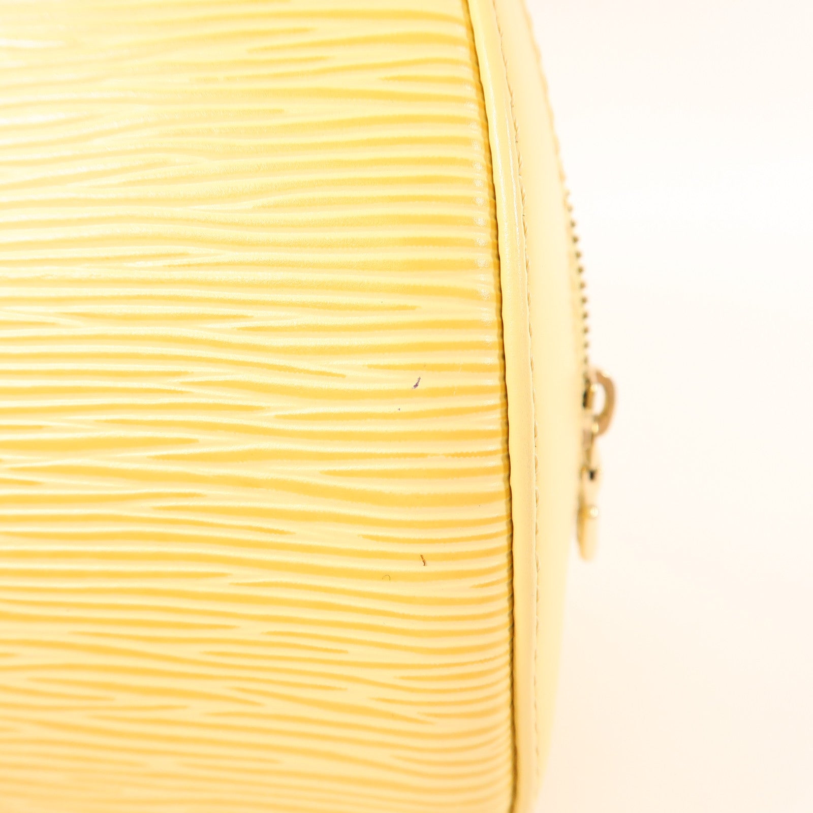 LOUIS VUITTON Epi Jasmine金扣手挽袋