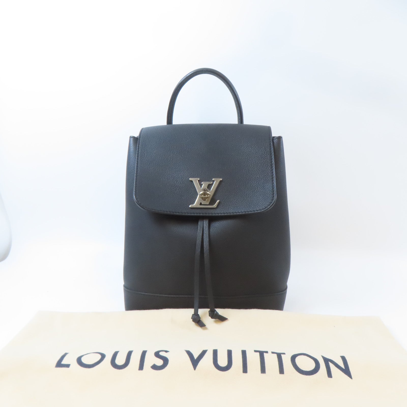 LOUIS VUITTON 牛皮皮革Lockme Backpack銀扣背包黑色