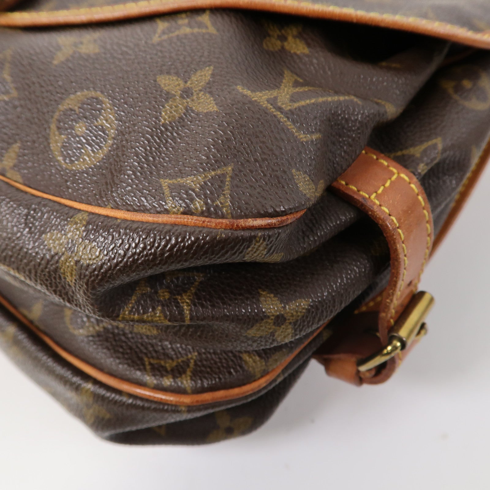 LOUIS VUITTON Monogram Saumur MM金扣肩背袋啡色