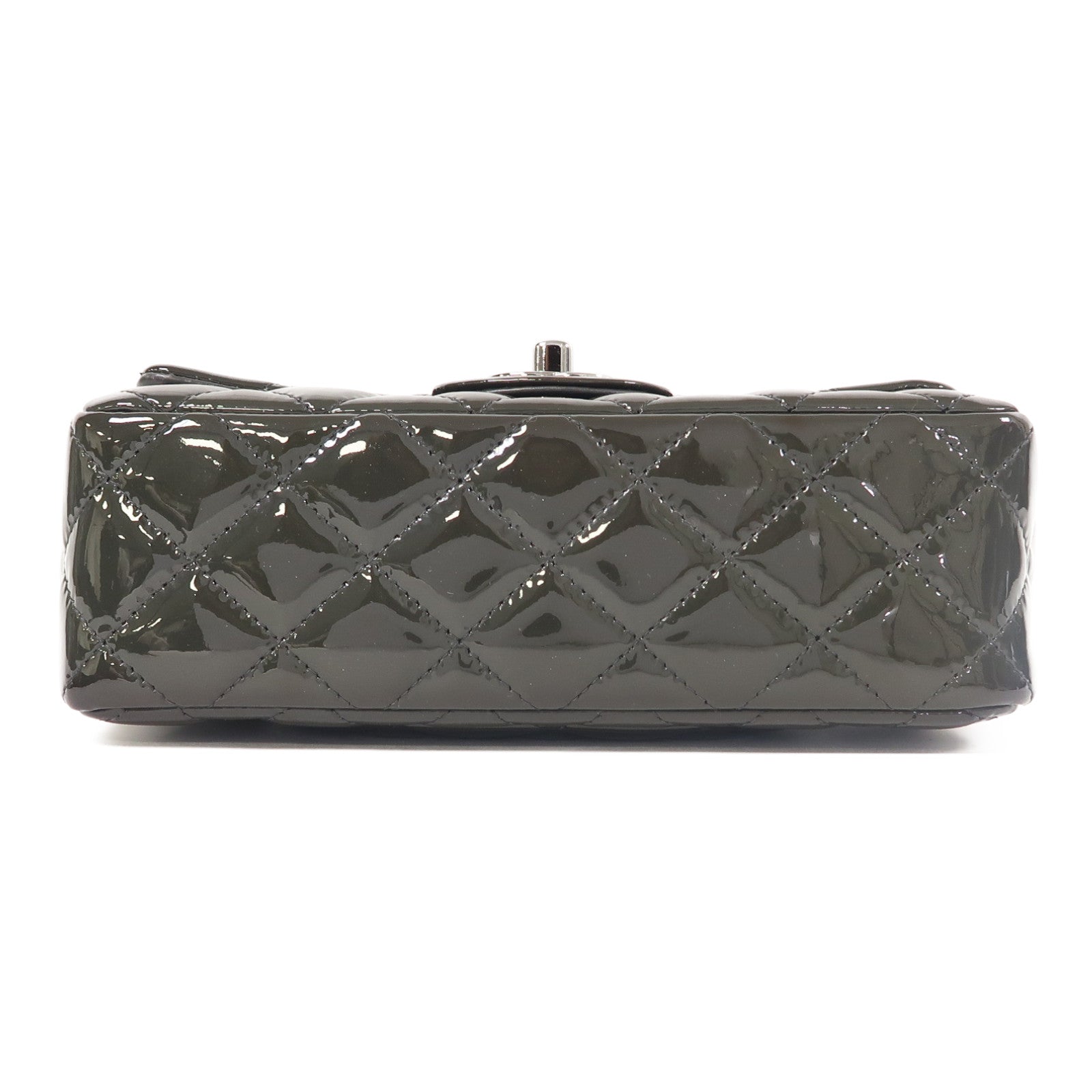 CHANEL 菱格漆皮皮革Classic Flap 20銀扣鏈帶肩背袋綠色