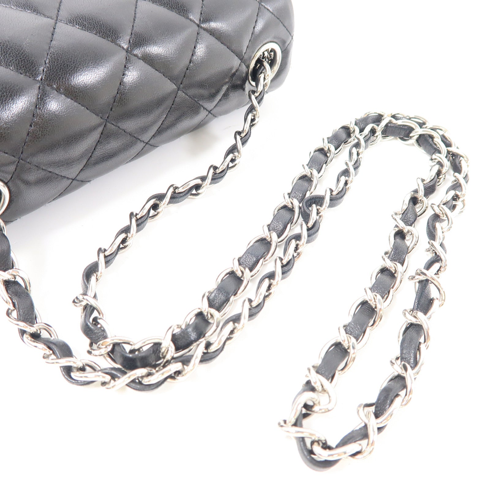 CHANEL 菱格羊皮皮革Mini Classic 17銀扣肩背袋黑色