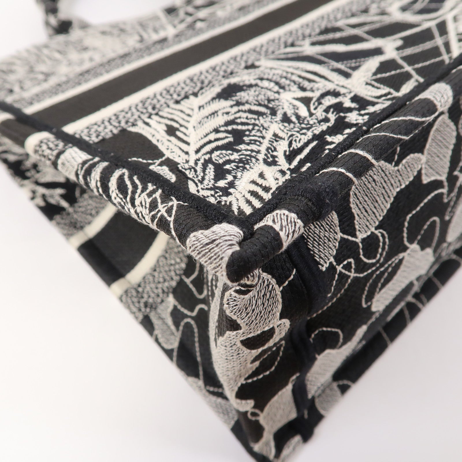 Dior 【激減優惠】帆布Book Tote Medium手挽袋黑色