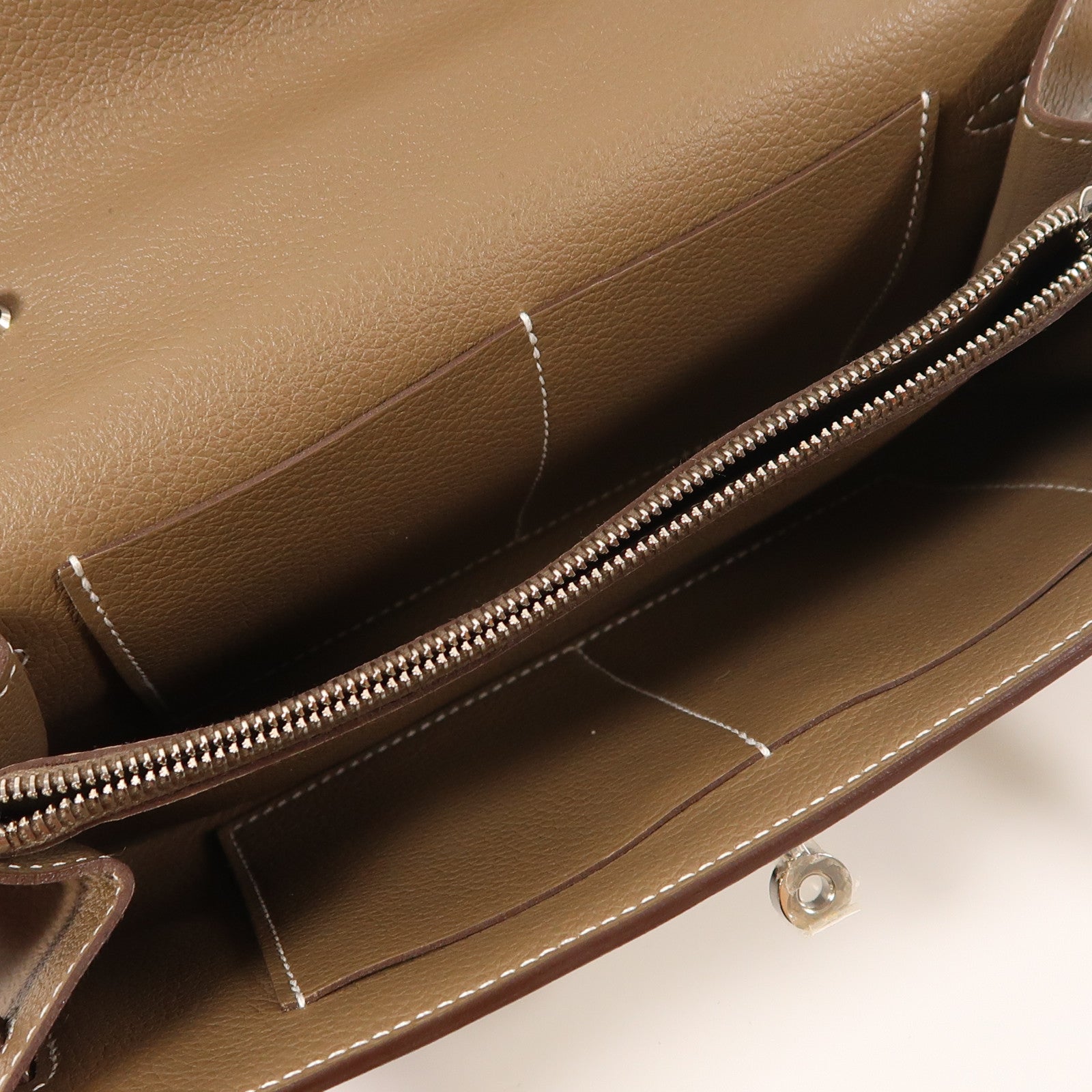 HERMES Evercolor皮革Kelly To Go銀扣肩背袋18 Etoupe