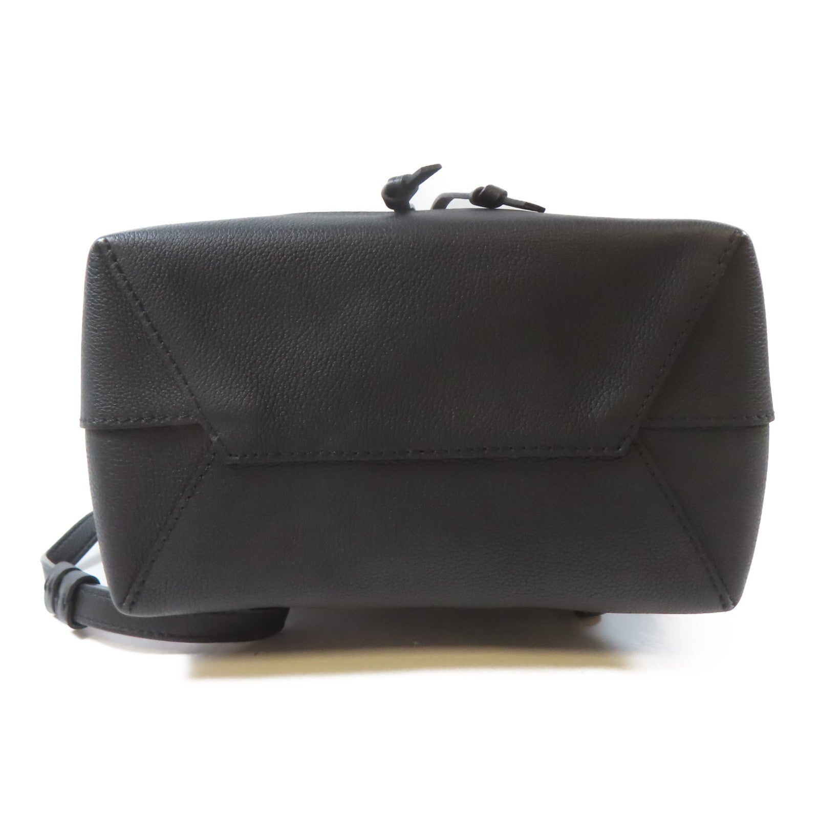 LOUIS VUITTON 牛皮皮革Lockme Backpack銀扣背包黑色