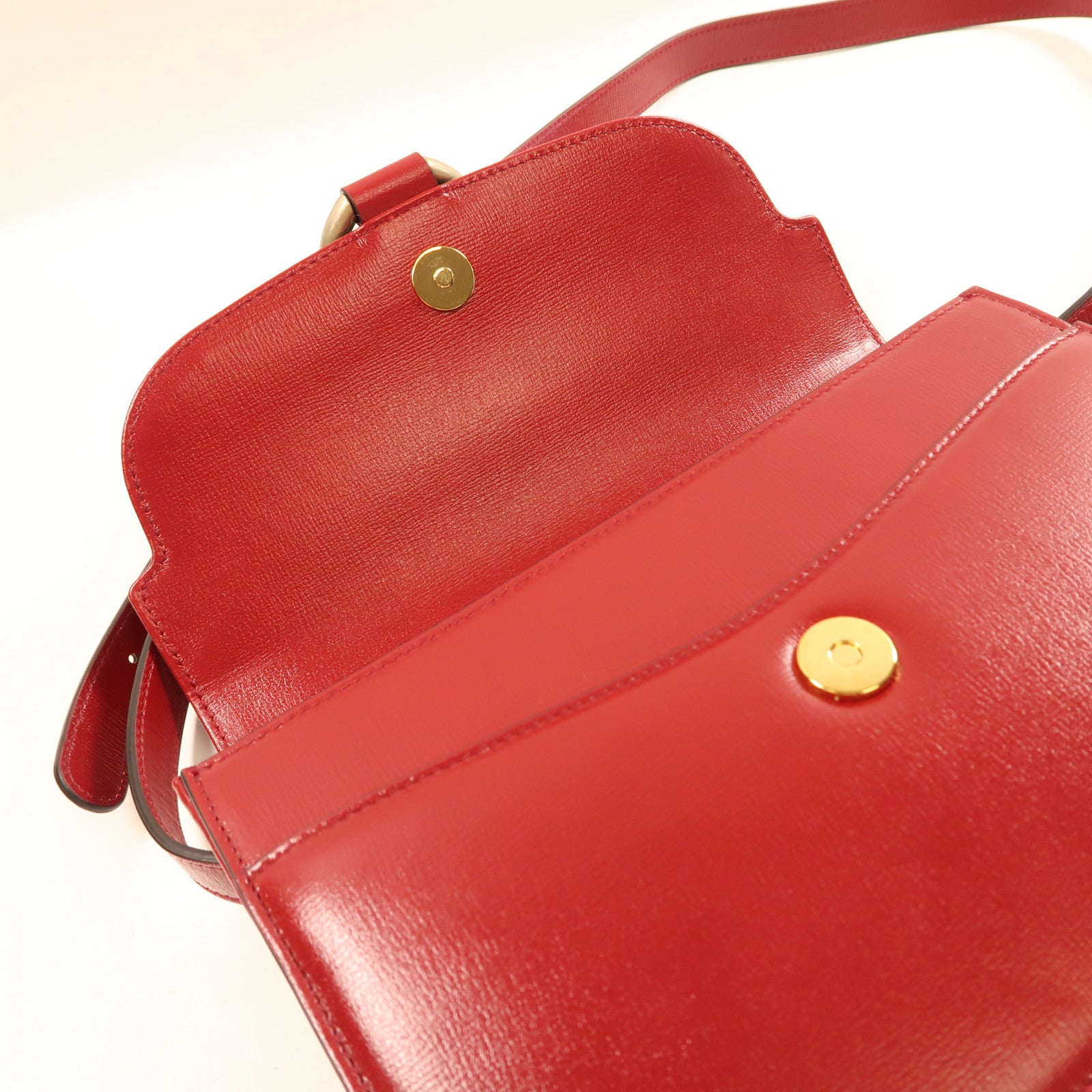 GUCCI 牛皮皮革Shoulder Bag金扣肩背袋