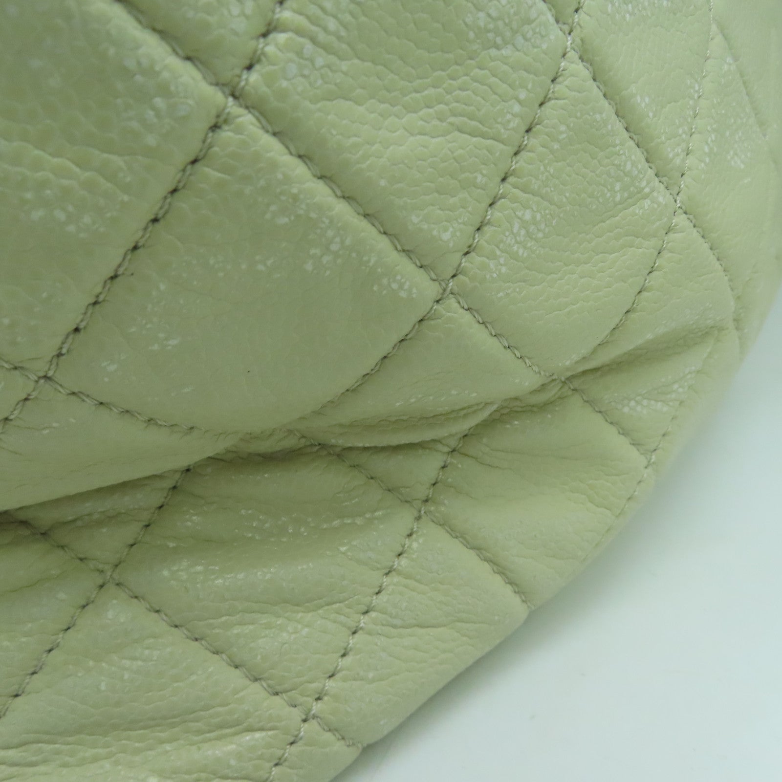 CHANEL 【激减优惠】菱格牛皮皮革Shoulder Bag银扣肩背袋米色