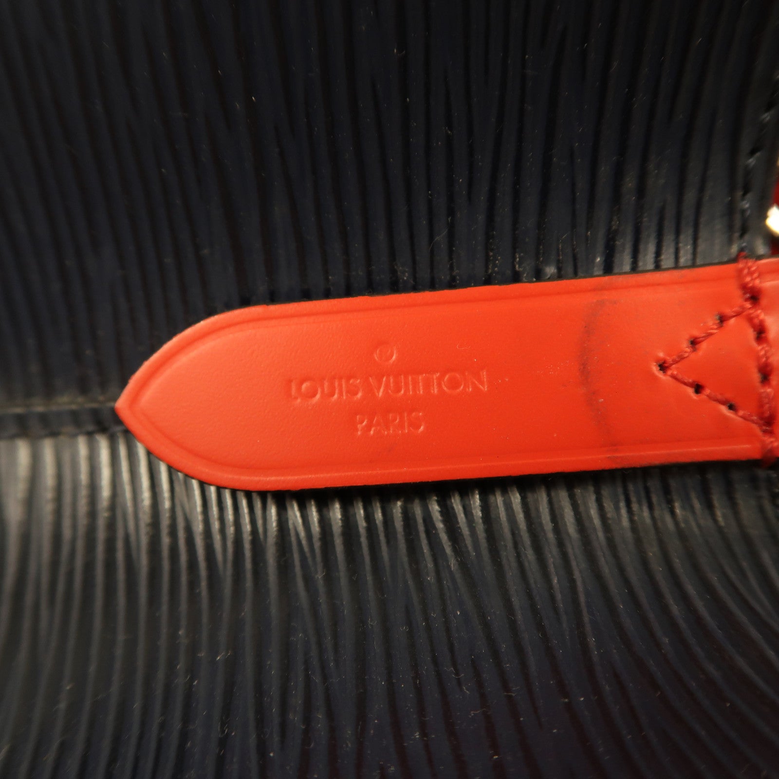 LOUIS VUITTON Epi Neo Noe MM銀扣手挽肩背兩用袋深藍色/紅色