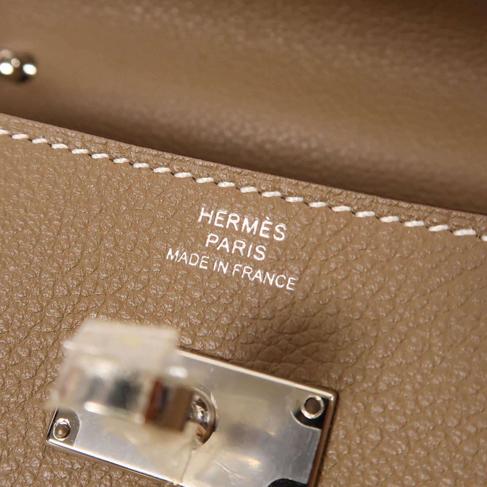 HERMES Evercolor皮革Kelly To Go銀扣肩背袋18 Etoupe