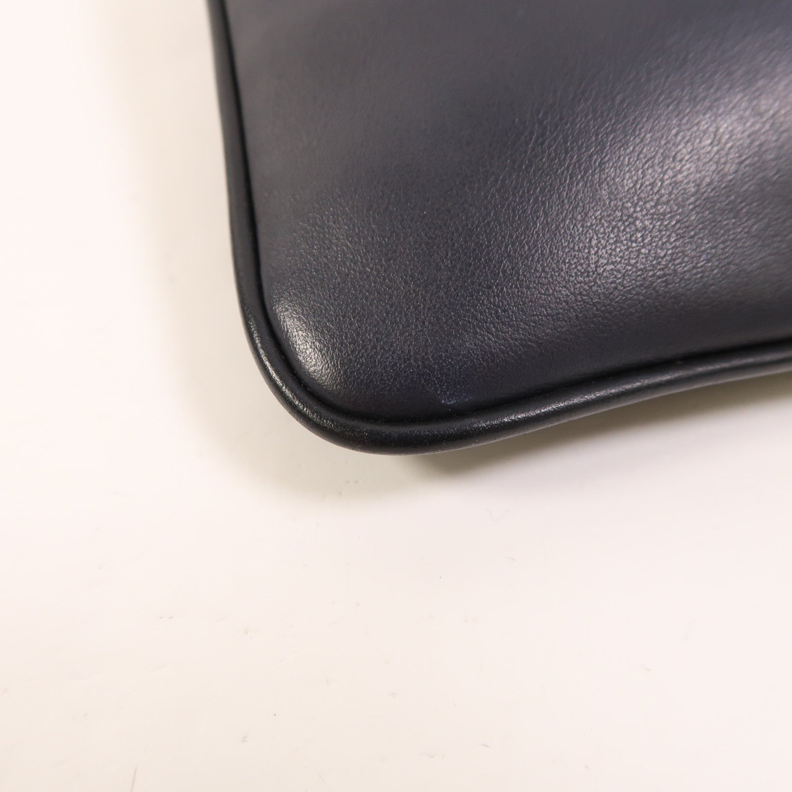 FENDI 牛皮皮革Triplette Clutch銀扣手拿包